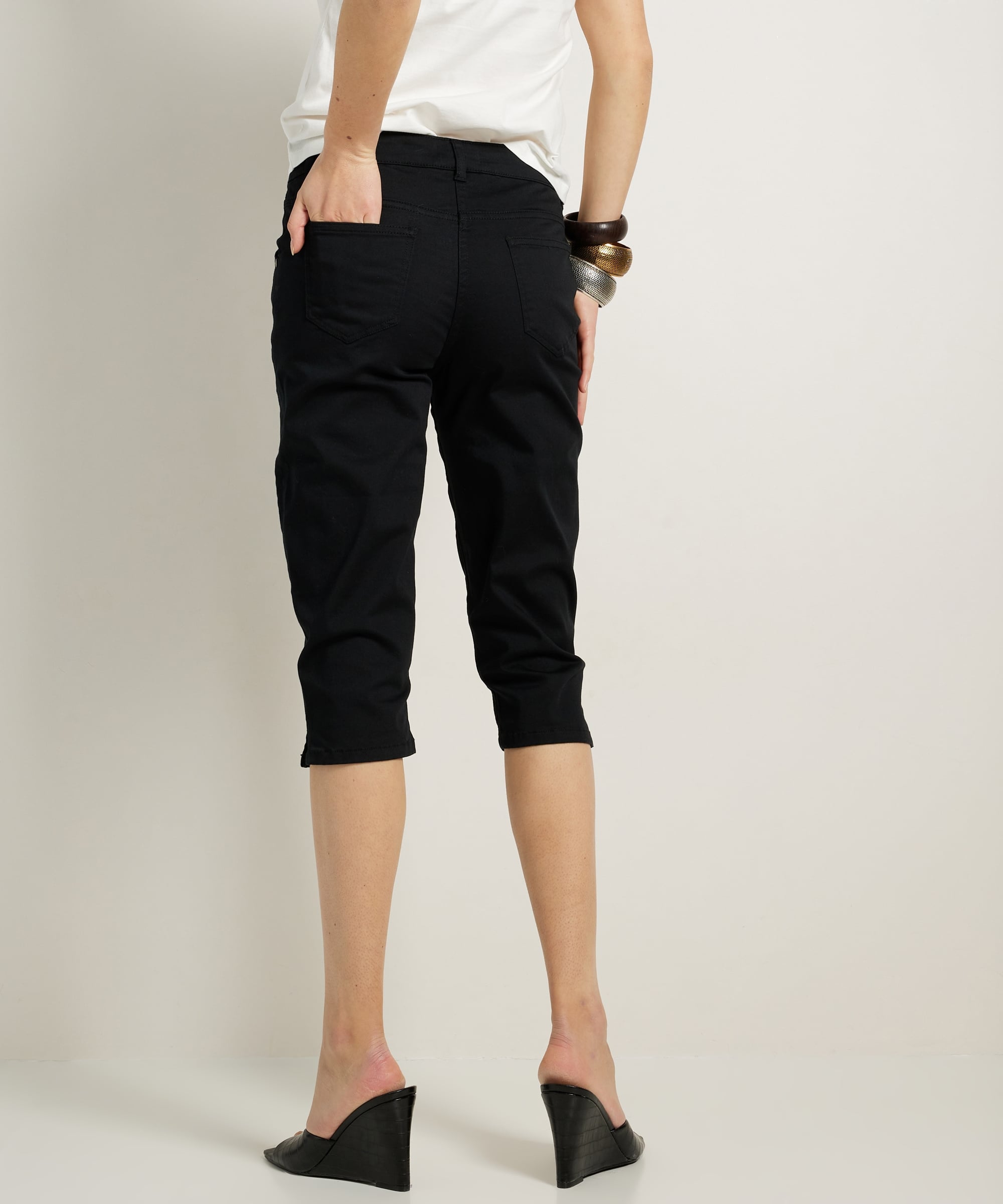 slim fit capri broek uni