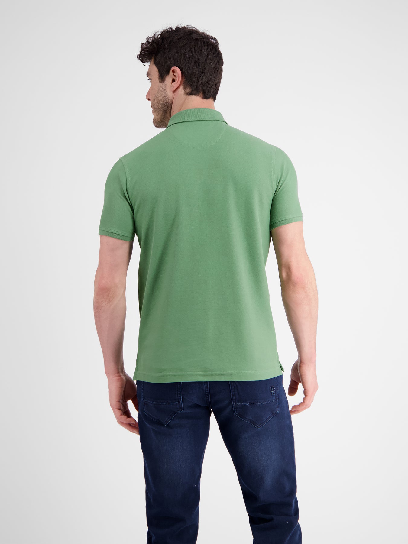 Klassisches Poloshirt für Herren in *Cool & Dry* Piquéqualität