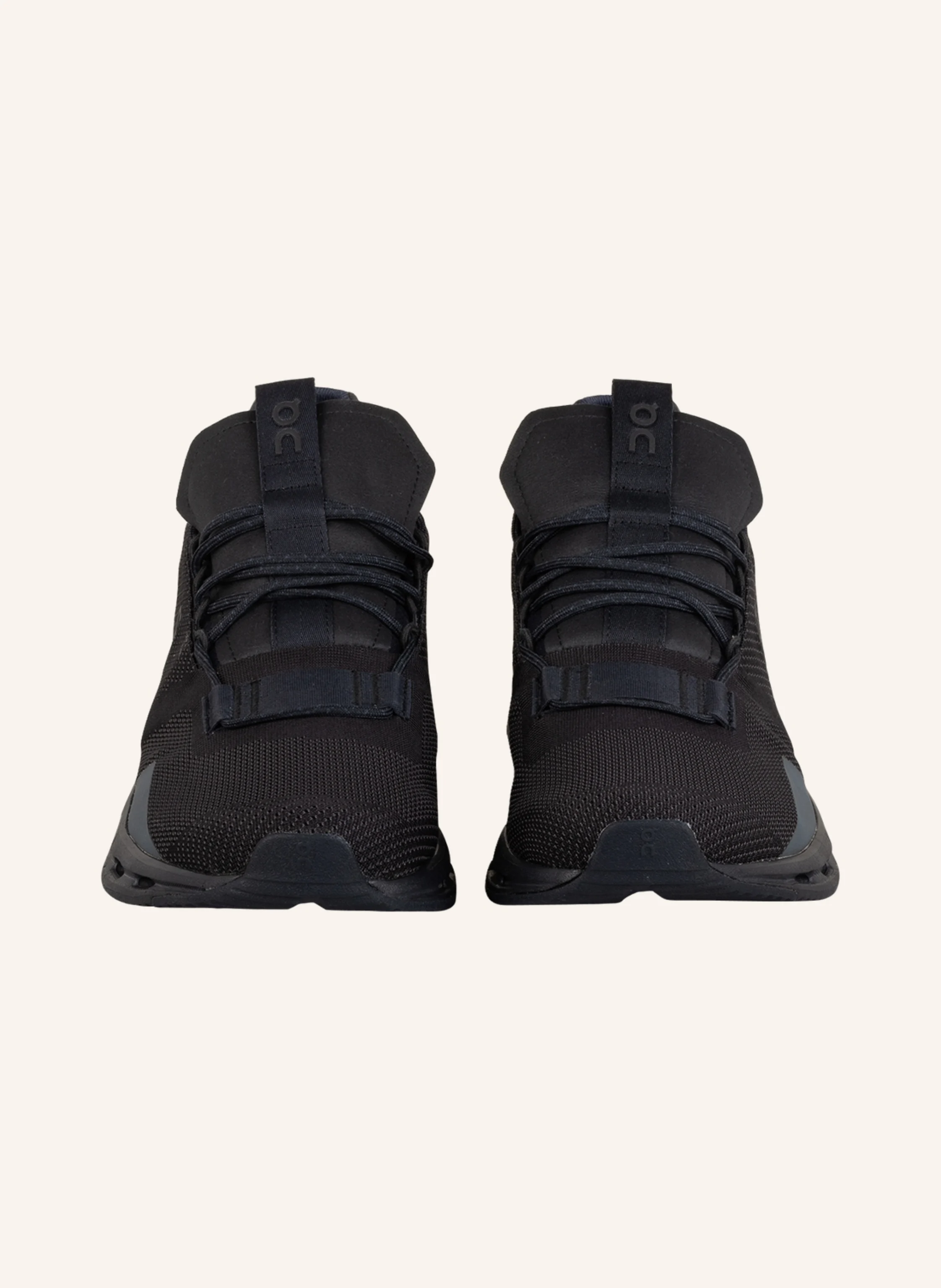 On Sneaker CLOUDNOVA UNDYED