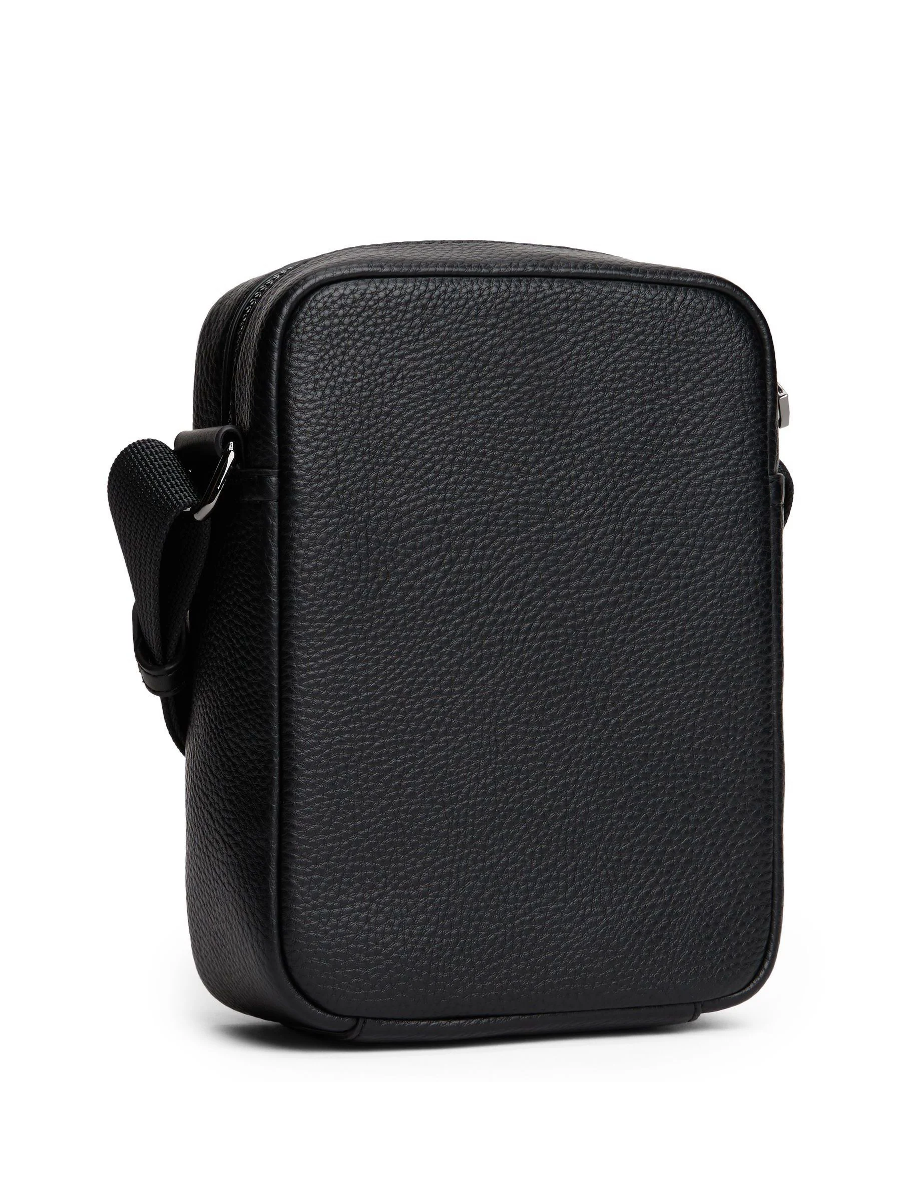 Tommy Hilfiger Metal Logo Cross-Body Reporter Bag