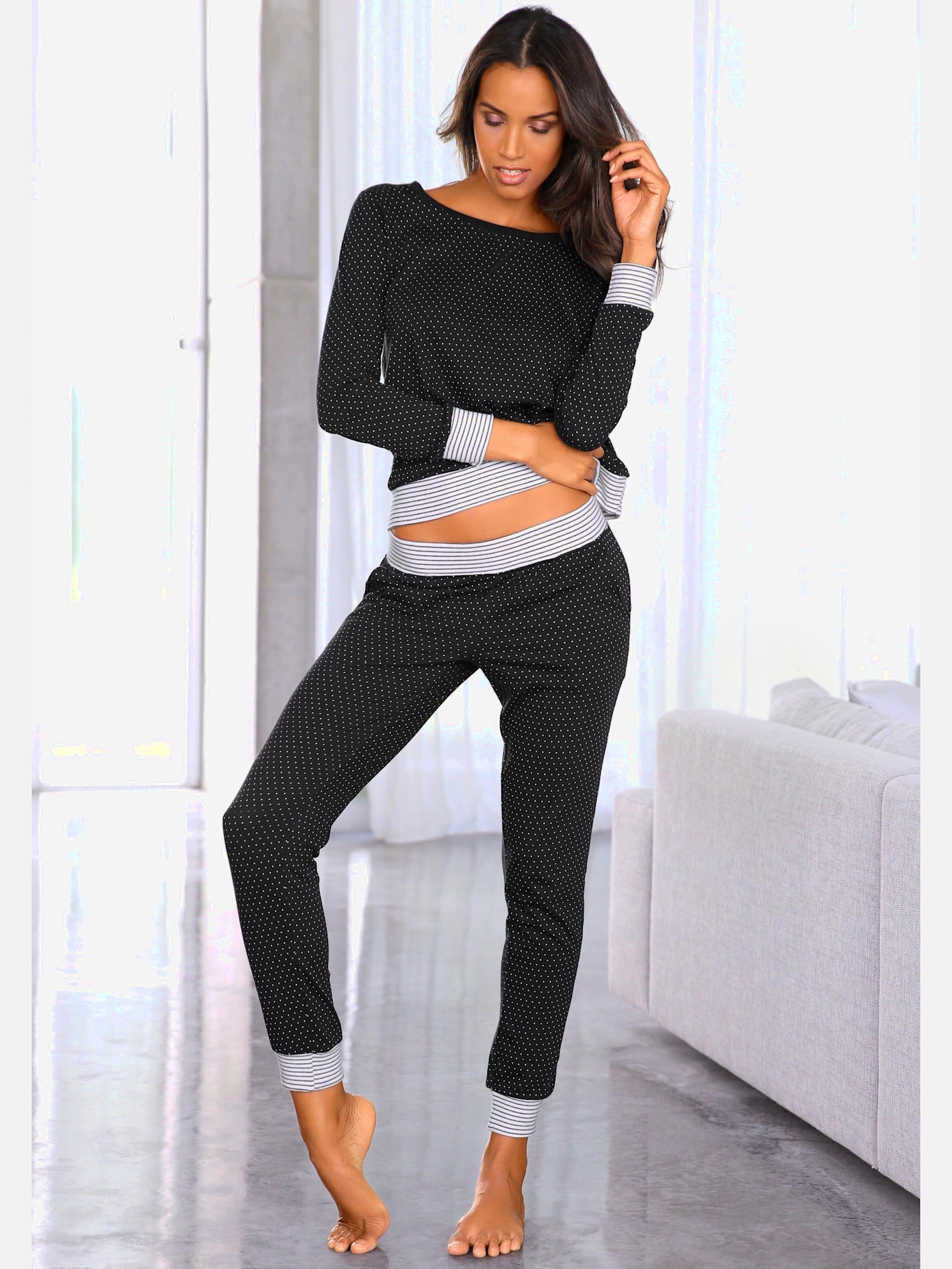 Pyjama doux. joli mélange de motifs