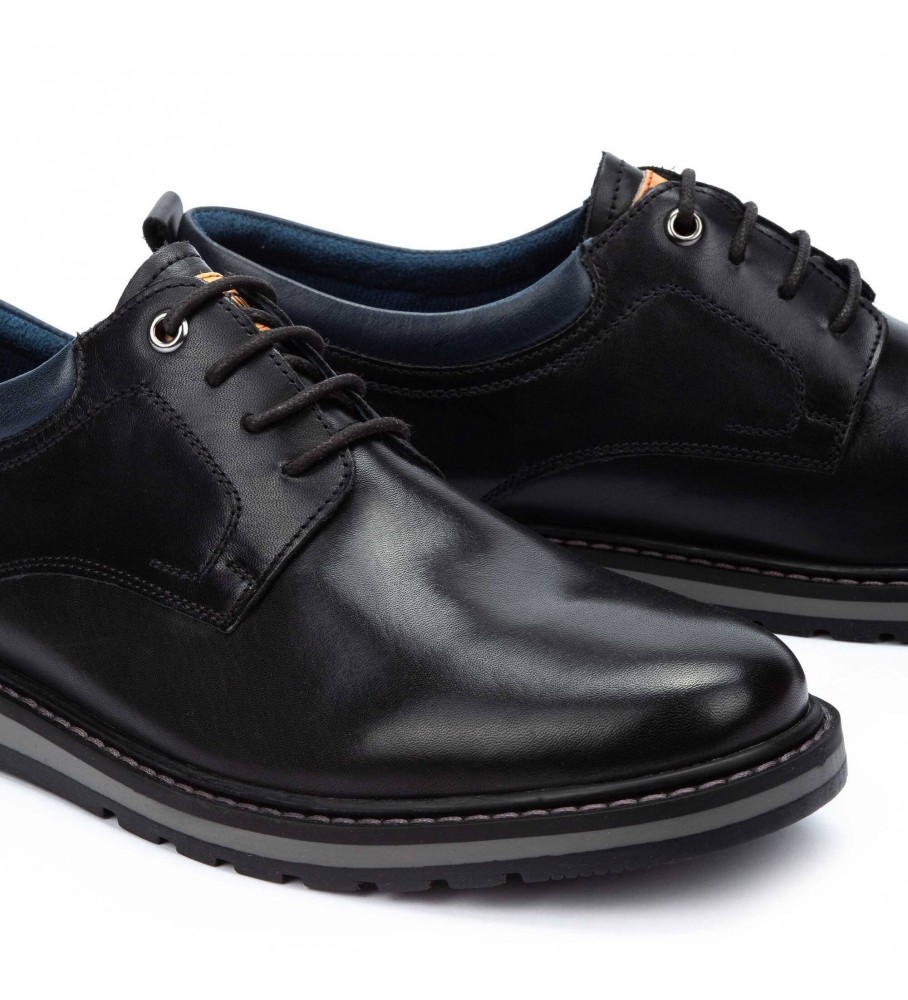Sapatos Pikolinos Berna de couro preto