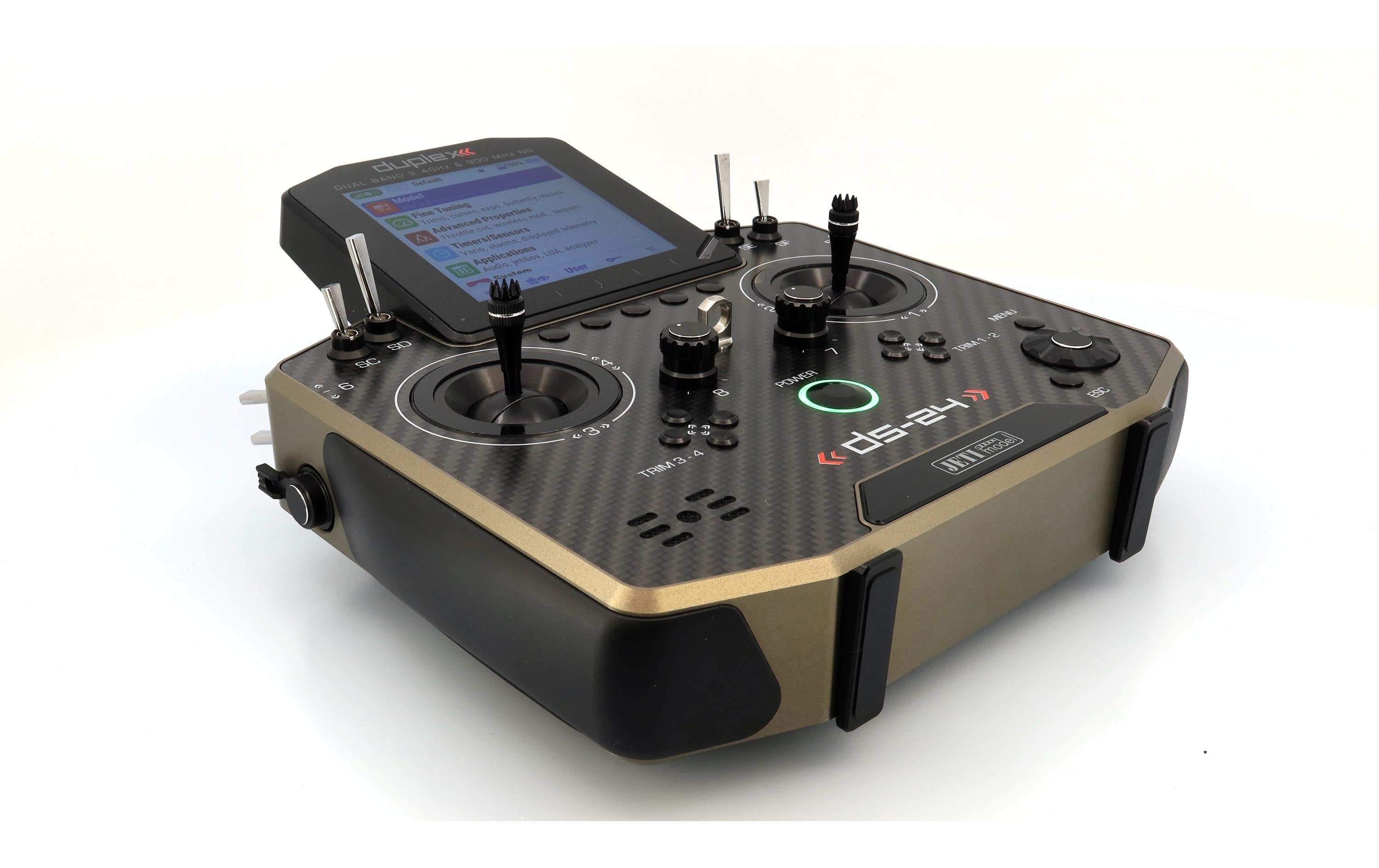 Fernsteuerung DS-24II Carbon Line Bronze 24 Kanal, Duplex EX<br>Professioneller 24-Kanal-Sender mit Geber auf Rückseite und Carbon-Frontplatte