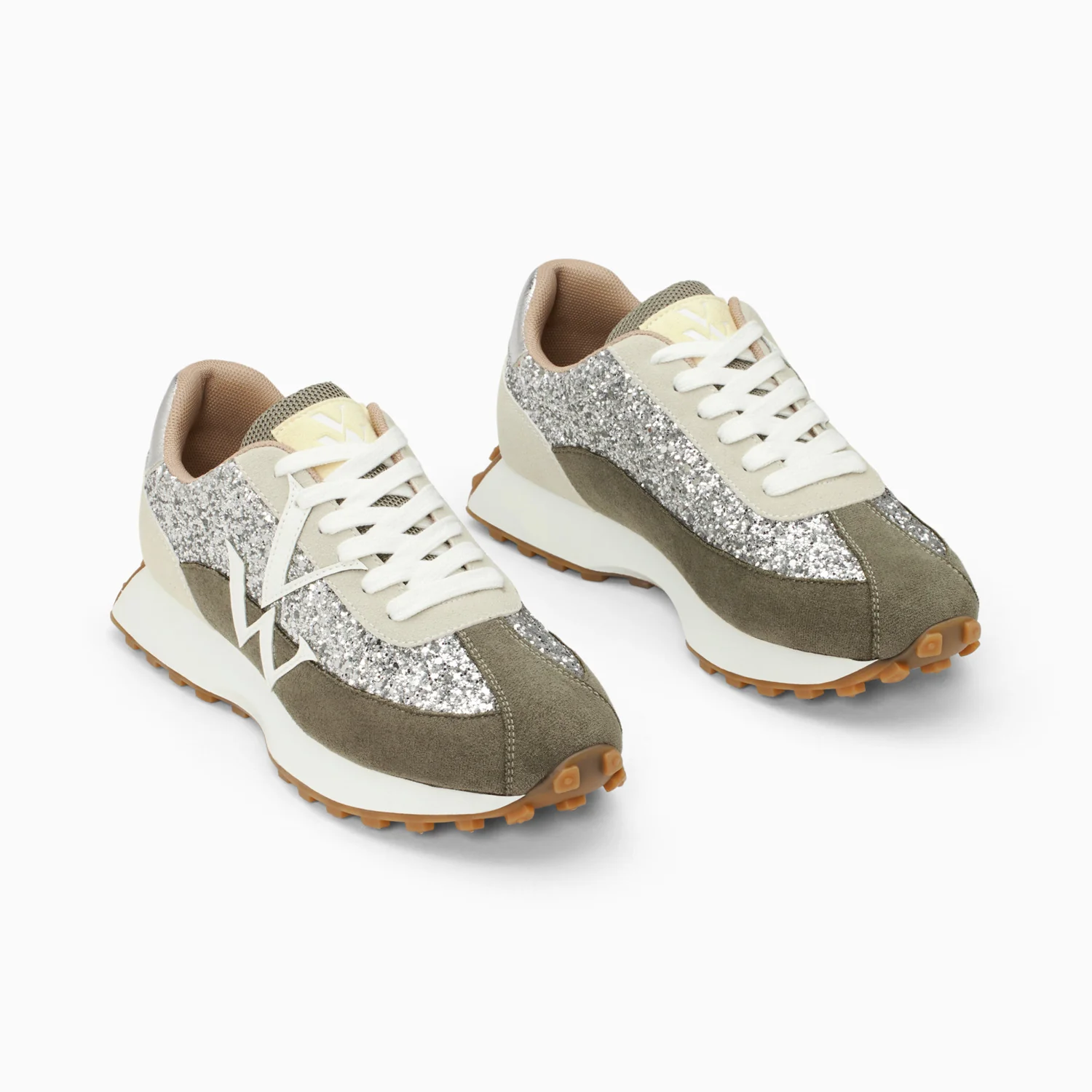 Sneakers-Baskets monogramme Faustine argent et gris à semelle running