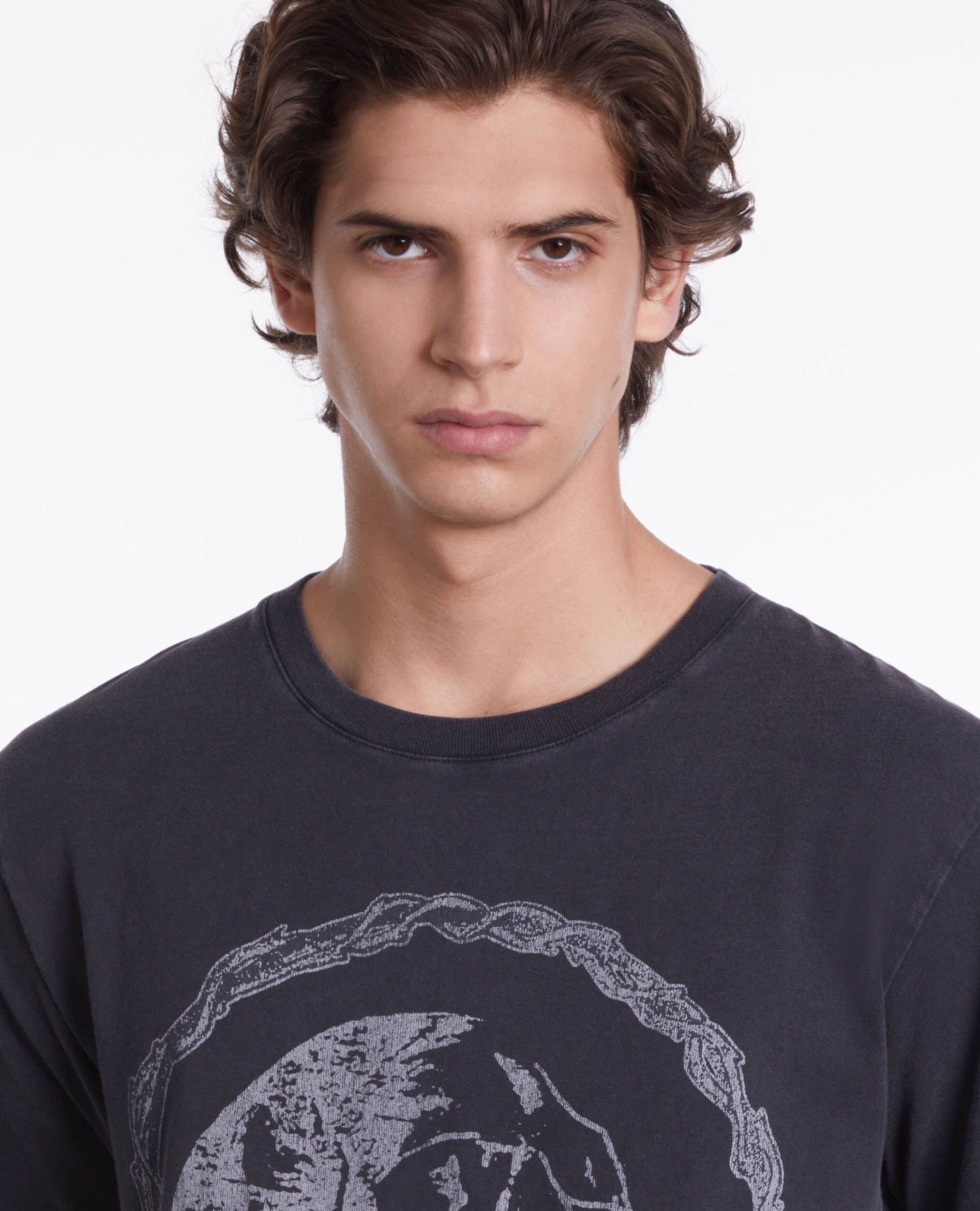 T-shirt noir avec sérigraphie Vintage skull