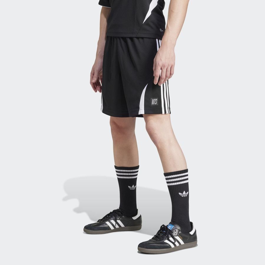 Adidas Original Pantalon de survêtement SST imprimé intégral adidas x NTS Radio