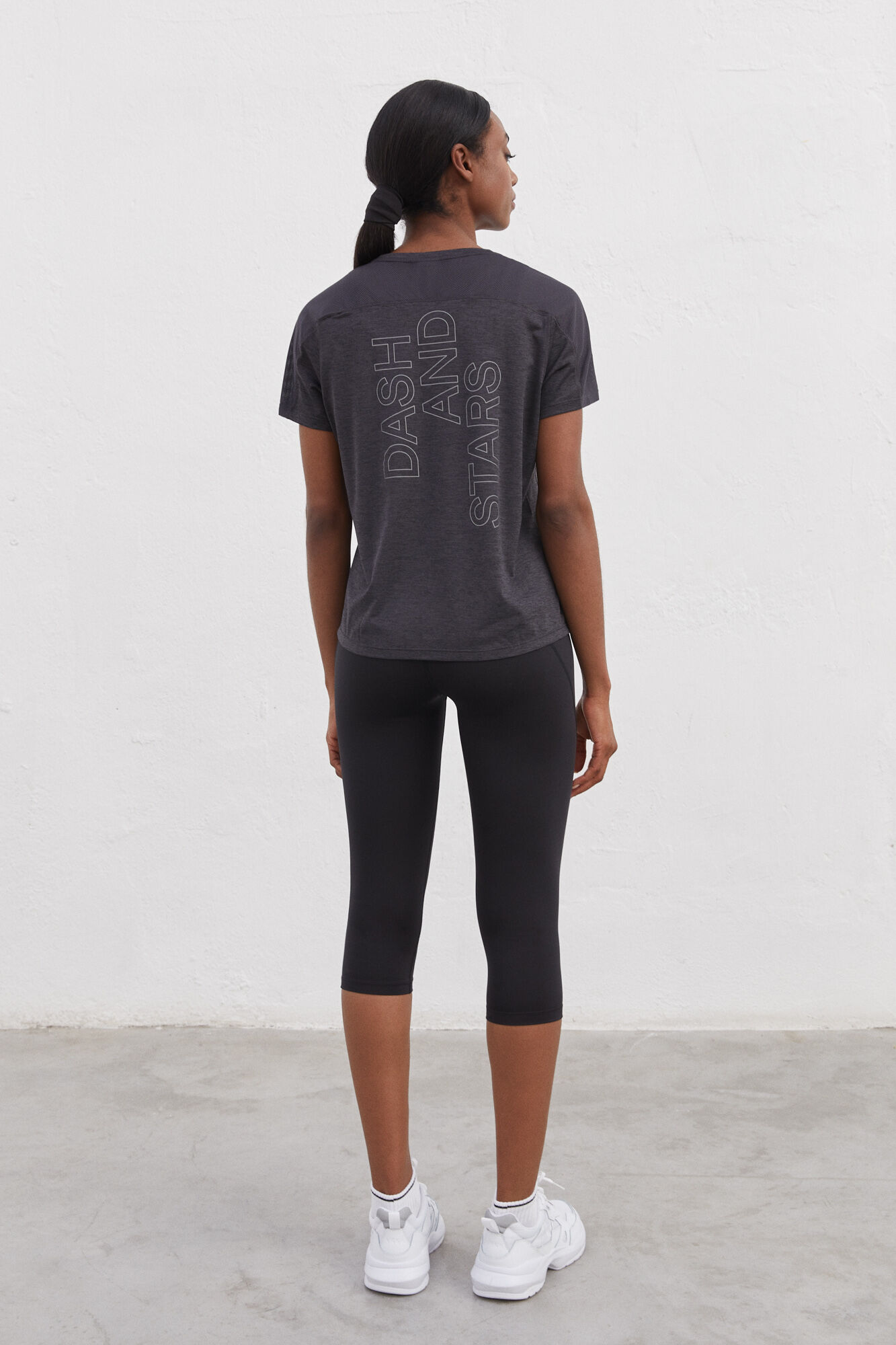 Camiseta preta ultraleve
