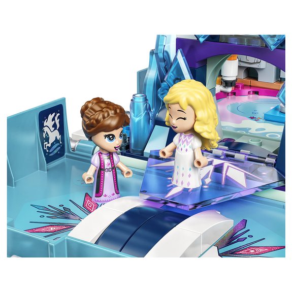 Les aventures d'Elsa et Nokk dans un livre La reine des neiges II Lego  43189