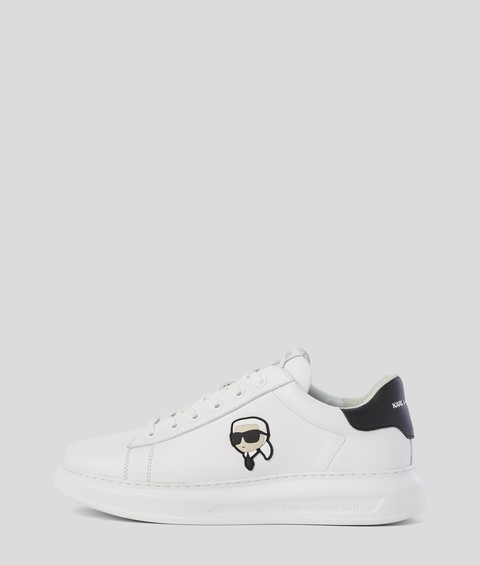 Ikon NFT kapri-sneakers