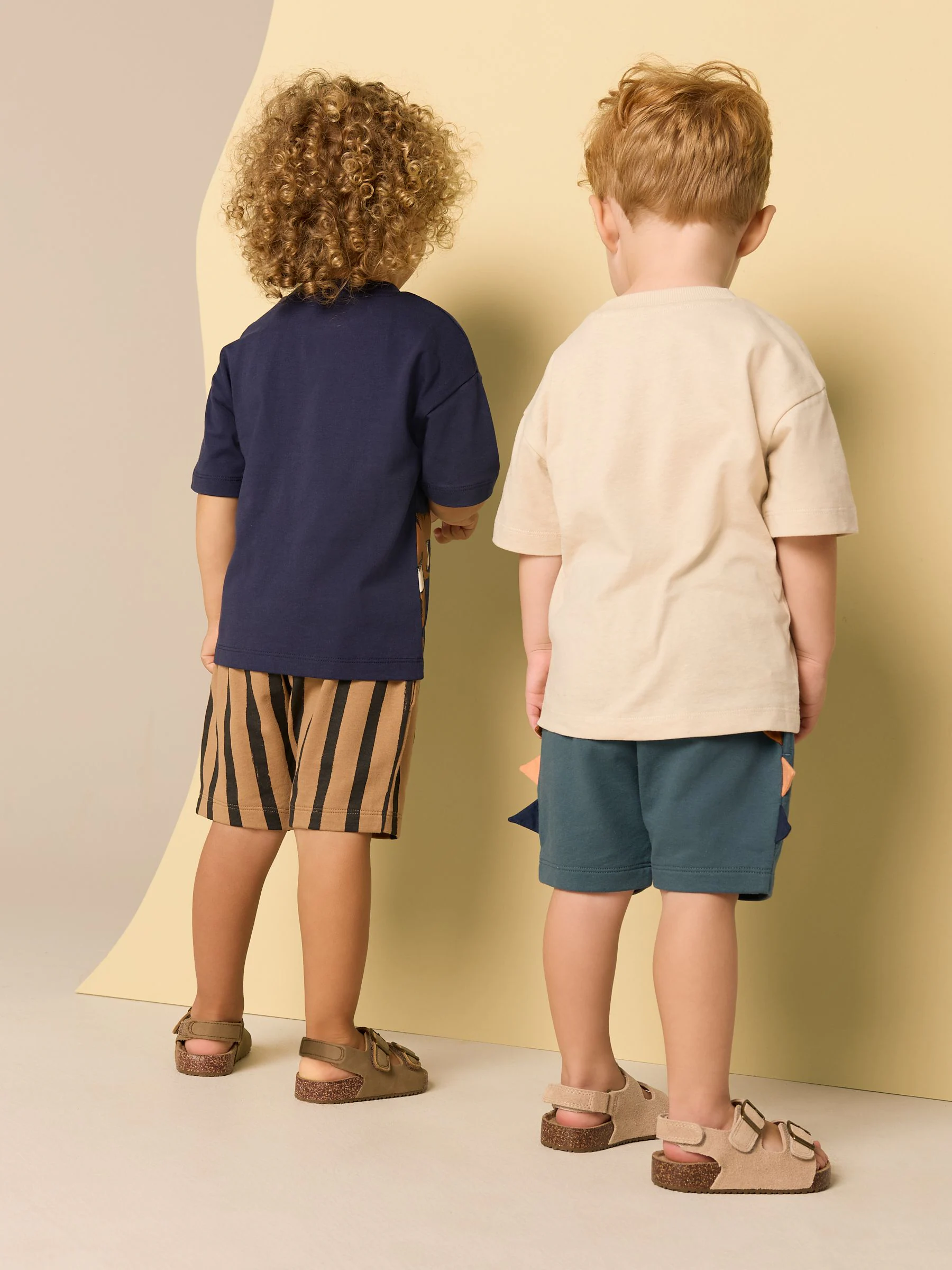 Marineblauw/kiezelkleurig - Set van 2 T-shirts met korte mouwen en shorts (3 mnd - 7 jr) (3 mnd - 7 jr)