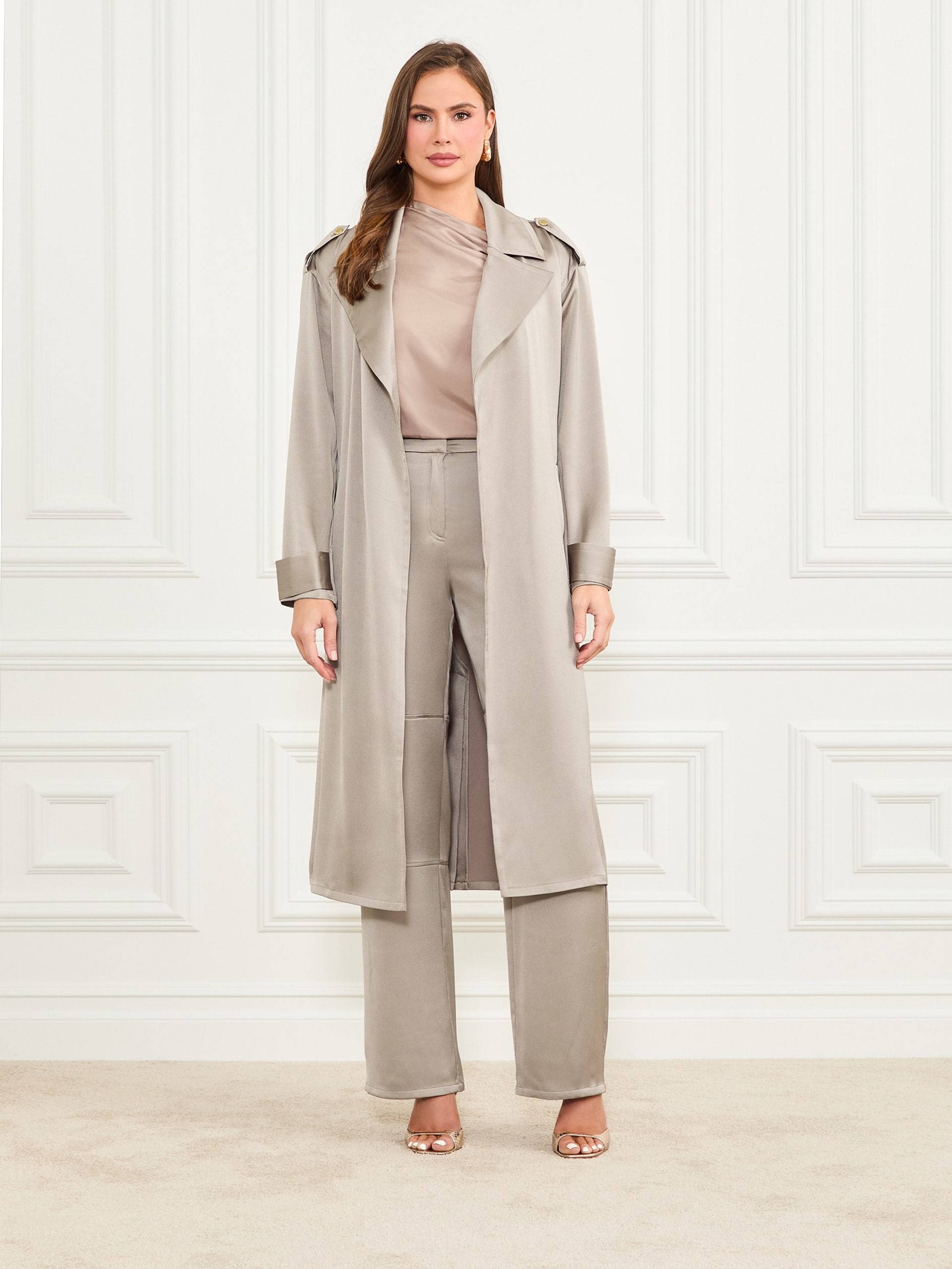Trench coat Eva em cetim