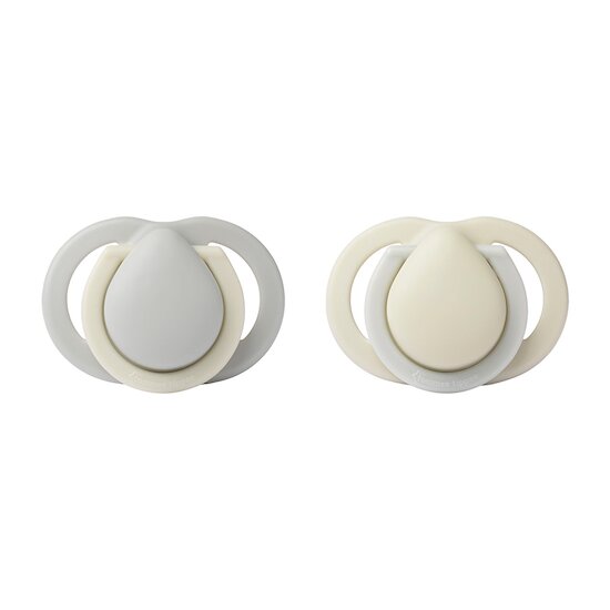 Sucettes nouveau-né lot de 2   Aléatoire        de               Tommee Tippee