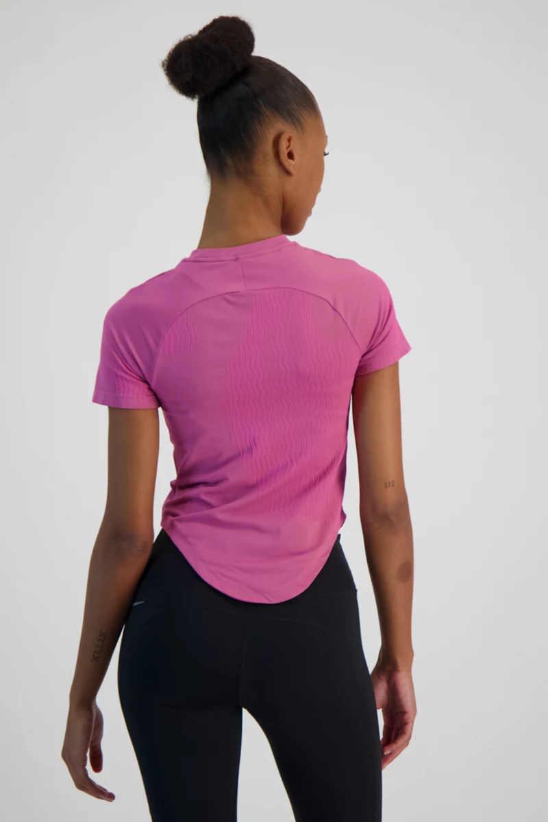Nike Running Division Dri-FIT ADV Damen T-Shirt