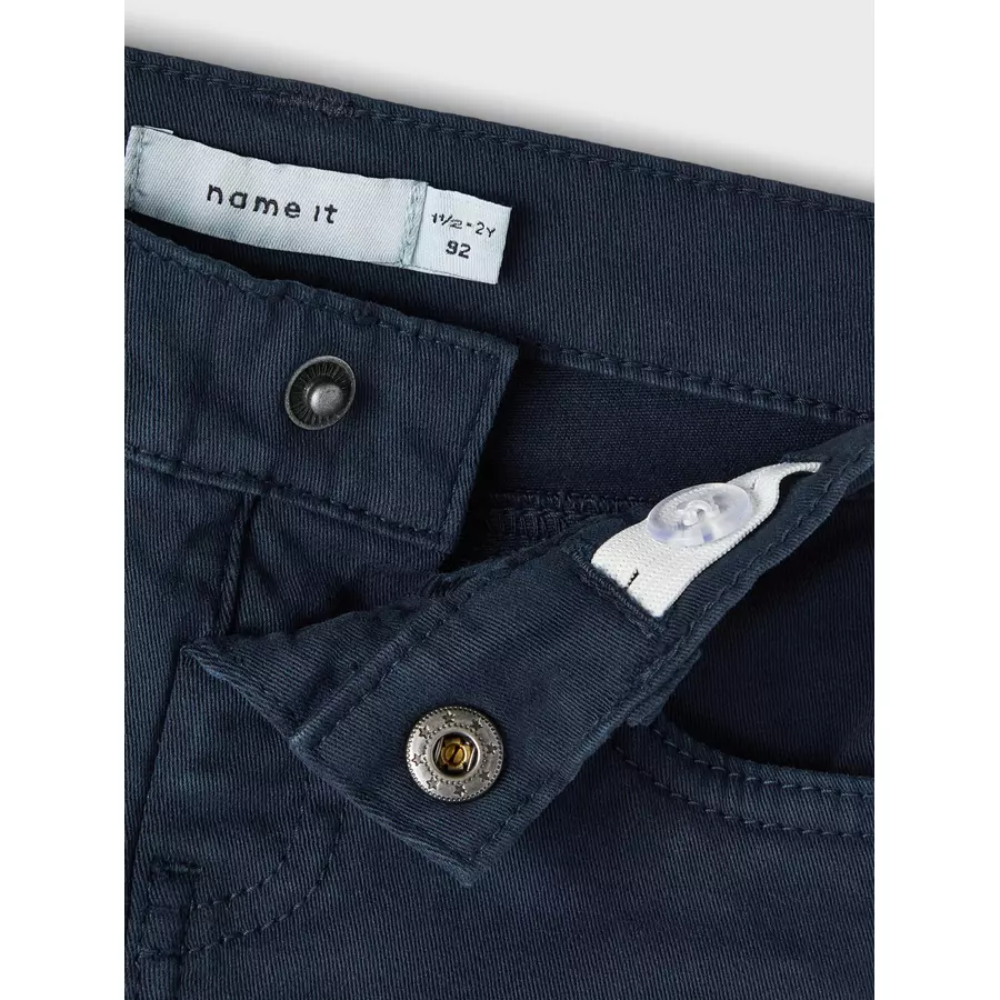 name it Twill Shorts Nmmsofus Dark Sapphire