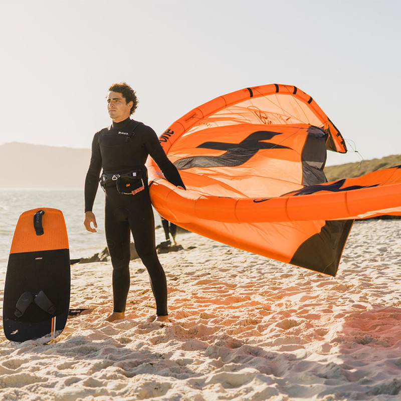AILE DE KITESURF FONE BREEZE V4 FLAME/ONYX