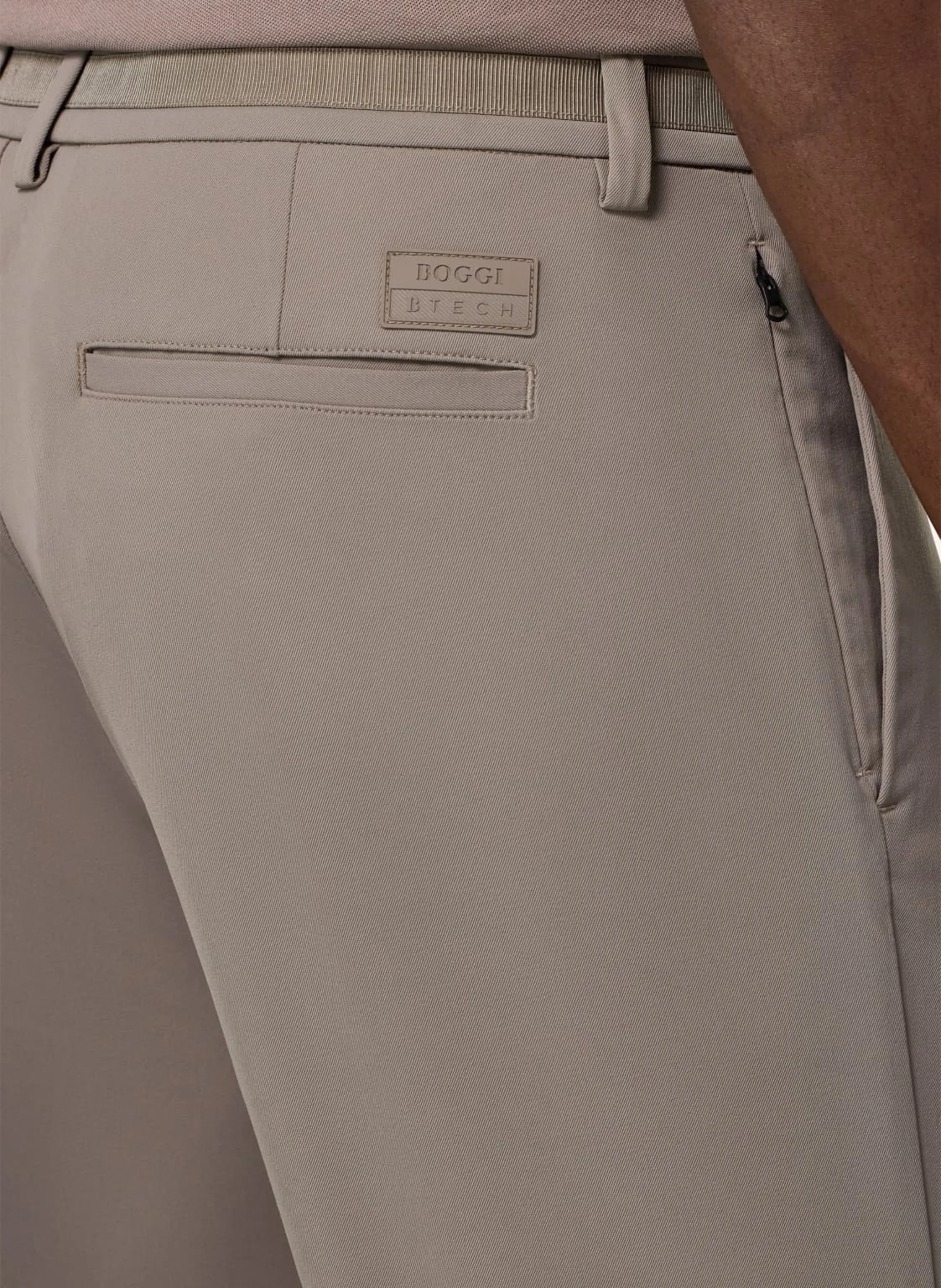 BOGGI MILANO Shorts