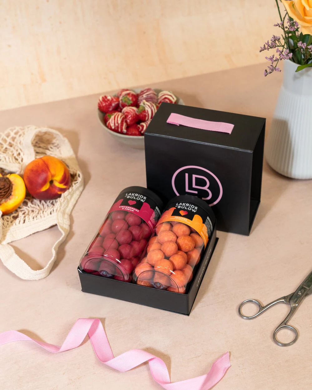 Lakrids by Bülow  Black Box, 2 x Regular - Strawberries & cream/ Peaches
