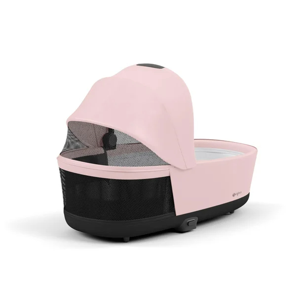 Carrinho de bebê Cybex Priam V4 na cor rosa pêssego com estrutura preta fosca