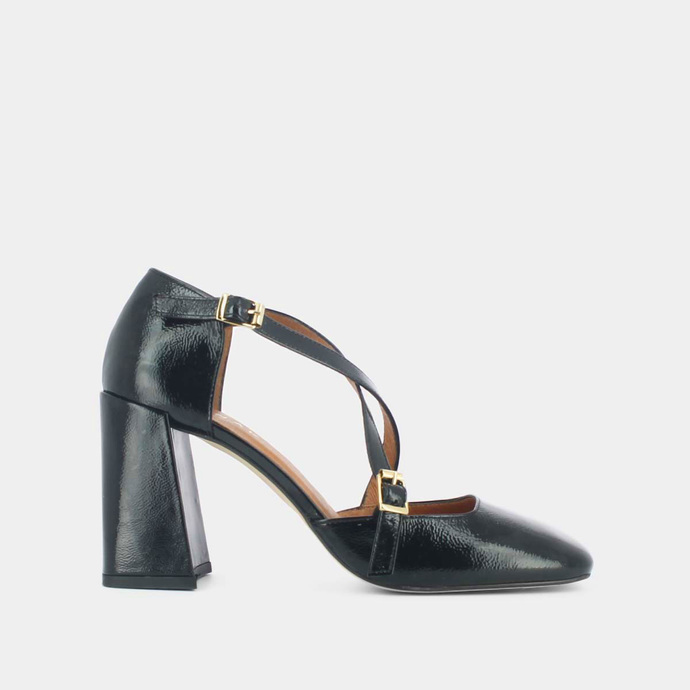 Salomés à brides croisées  en vernis plissé noir