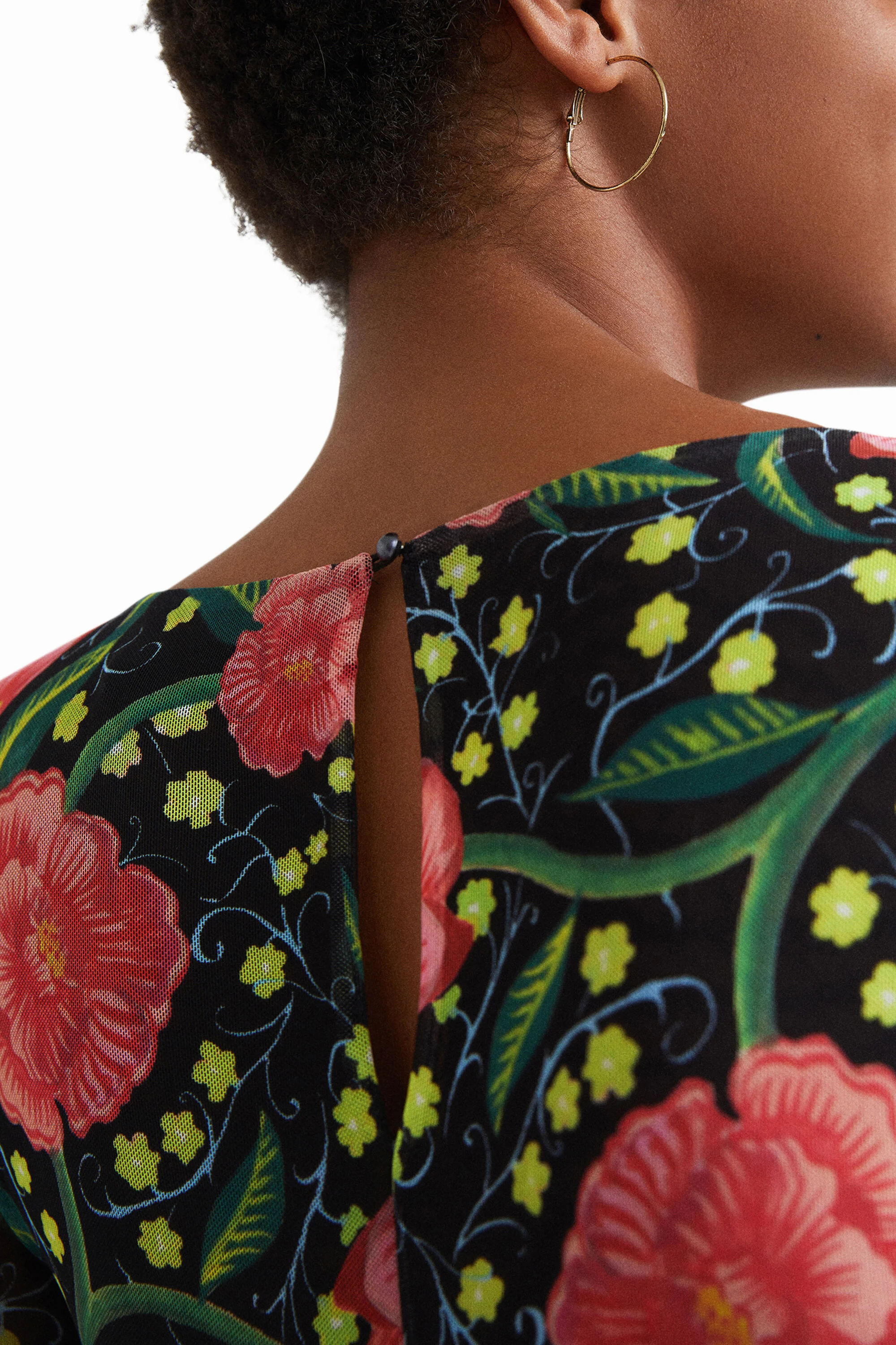 Corpo esguio floral