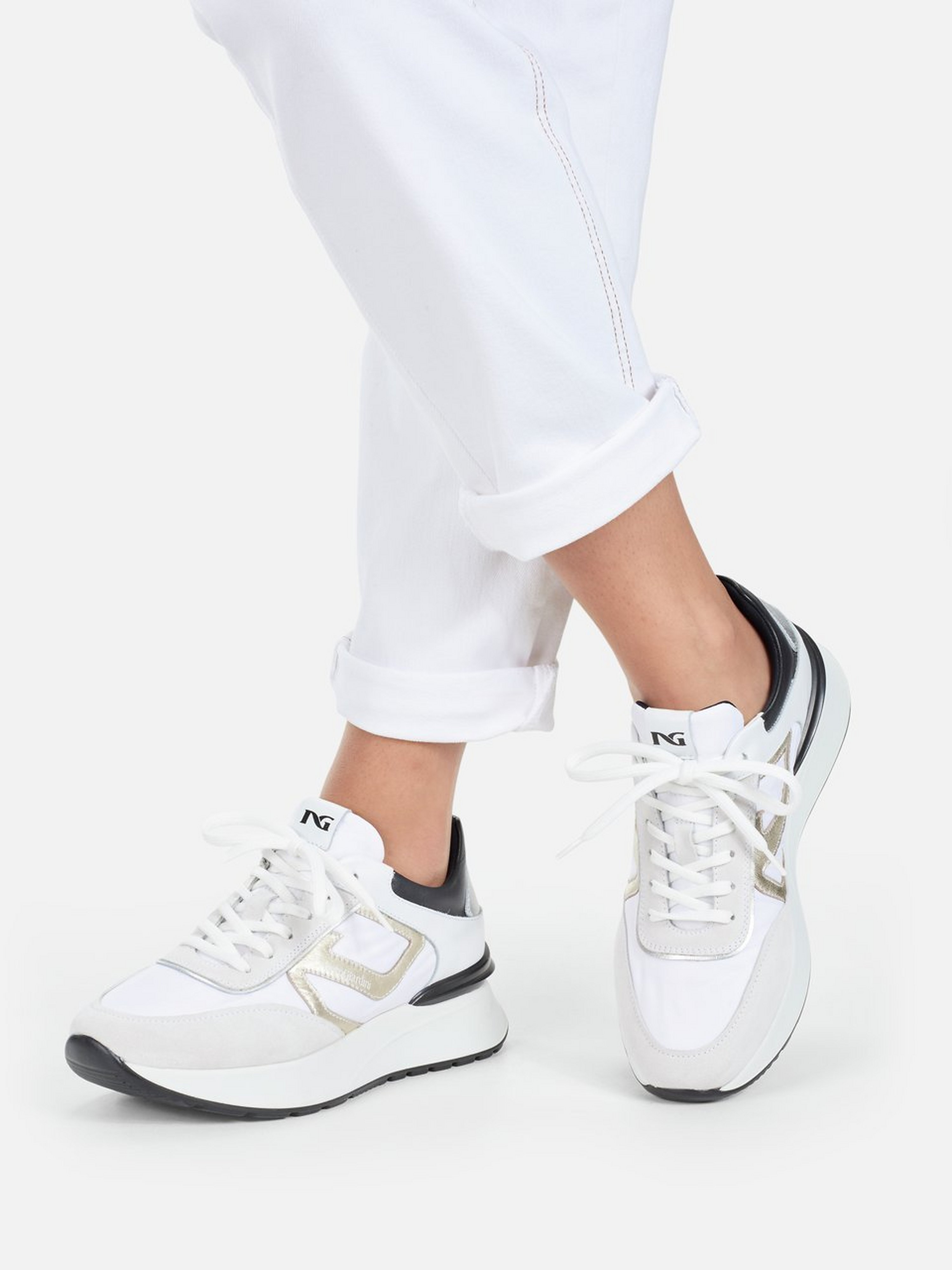 Sneaker