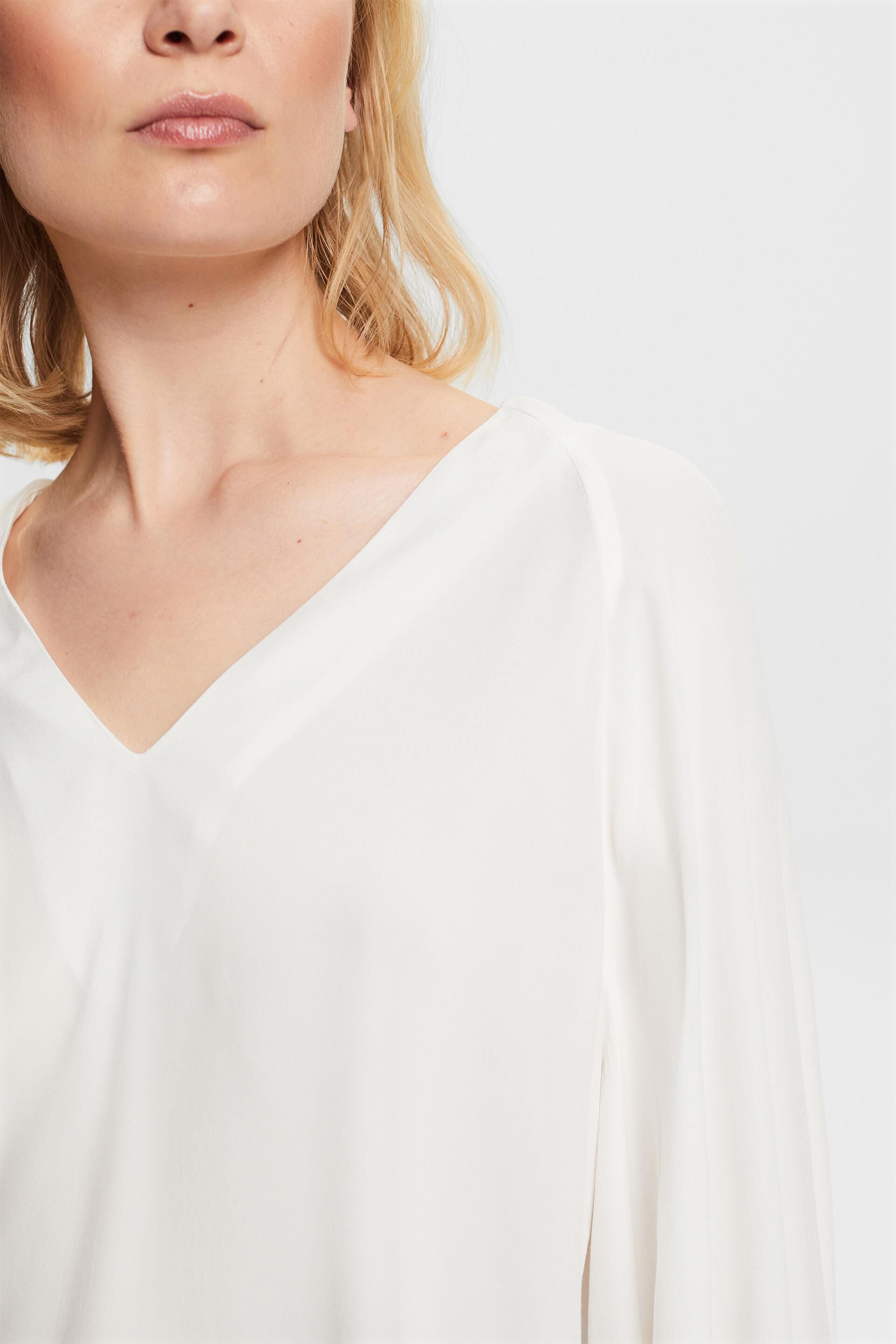 Blouses woven