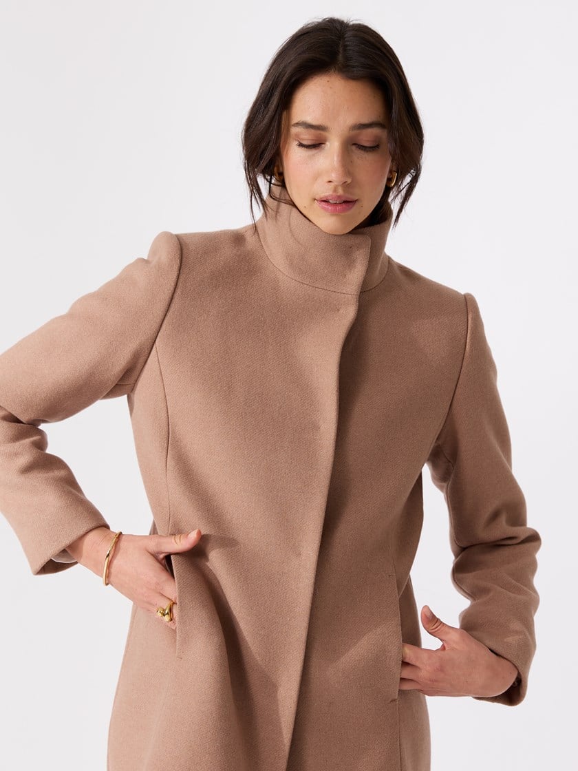 Mari kåpe i ullblanding Mocha Mousse