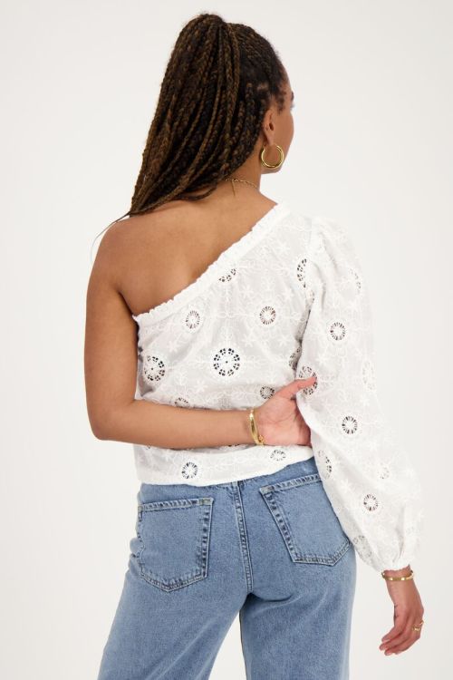 Witte one-shoulder top met embroidery