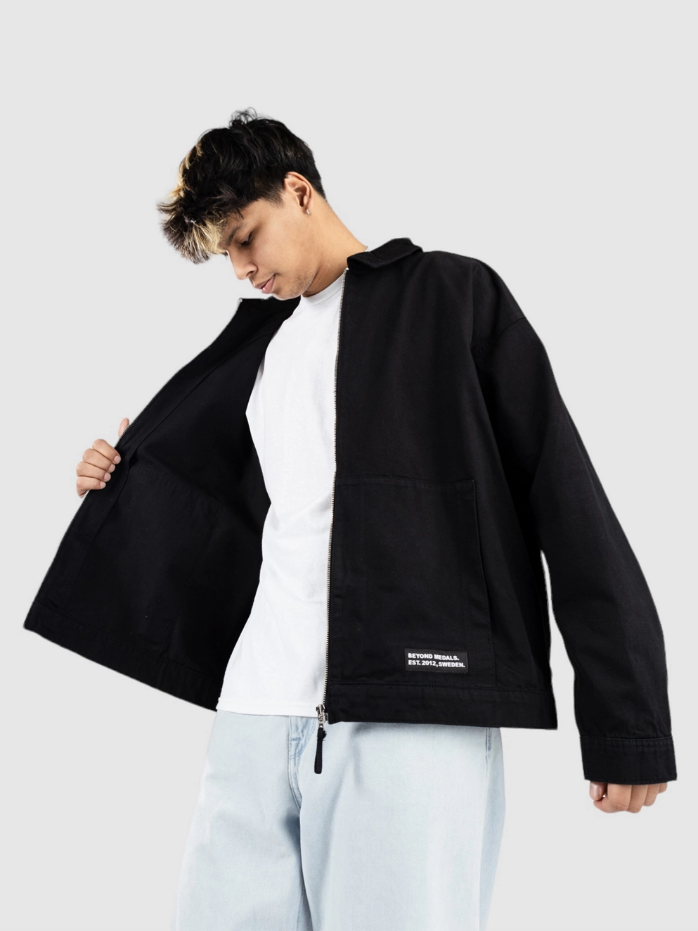 Beyond Medals Twill Jacket black