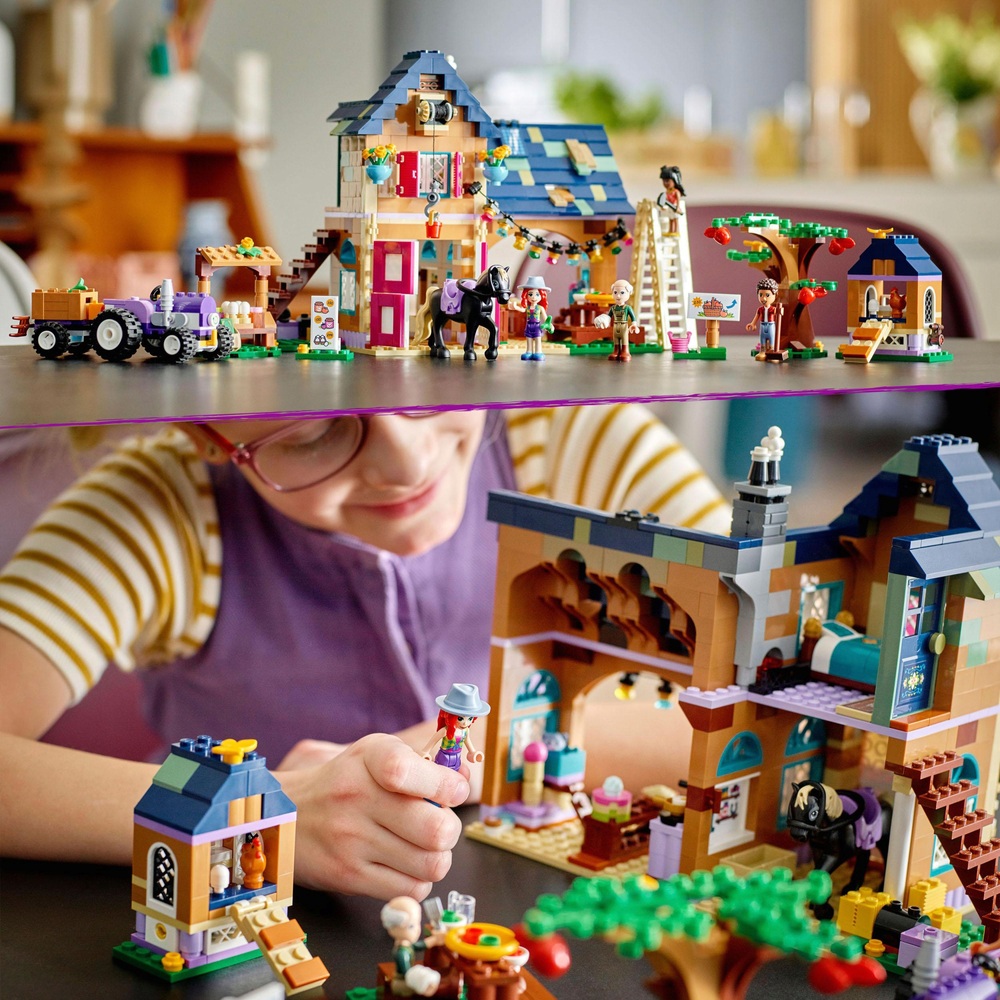 LEGO Friends 41721 Bio-Bauernhaus-Spielzeug mit Pferdestall