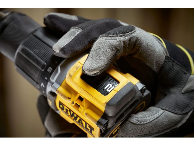 DEWALT Akku-Bohrschrauber 18 V DCD799NT-XJ Ohne Akku Leistungsstarker, kompakter 18 V Akku-Schlagbohrschrauber