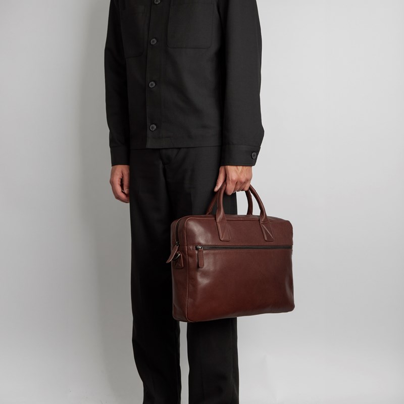 Tyler & Co<br>Computertaske Chicago 14