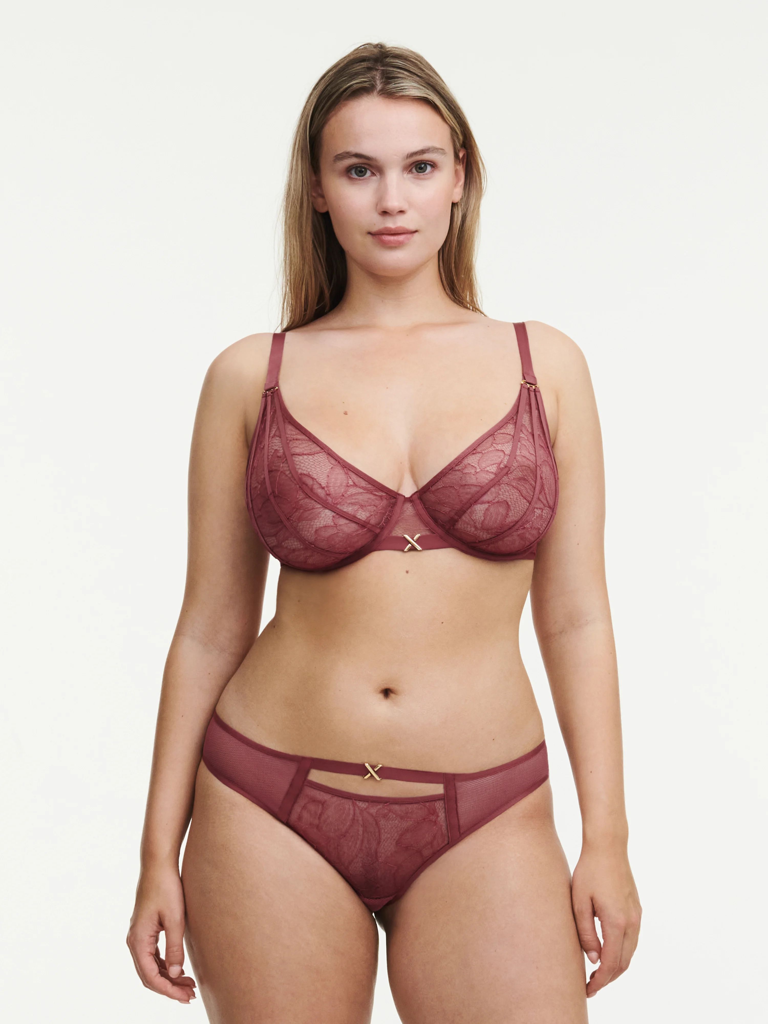 XQUISITE - Soutien-gorge plongeant avec dentelle de leavers | Rose
