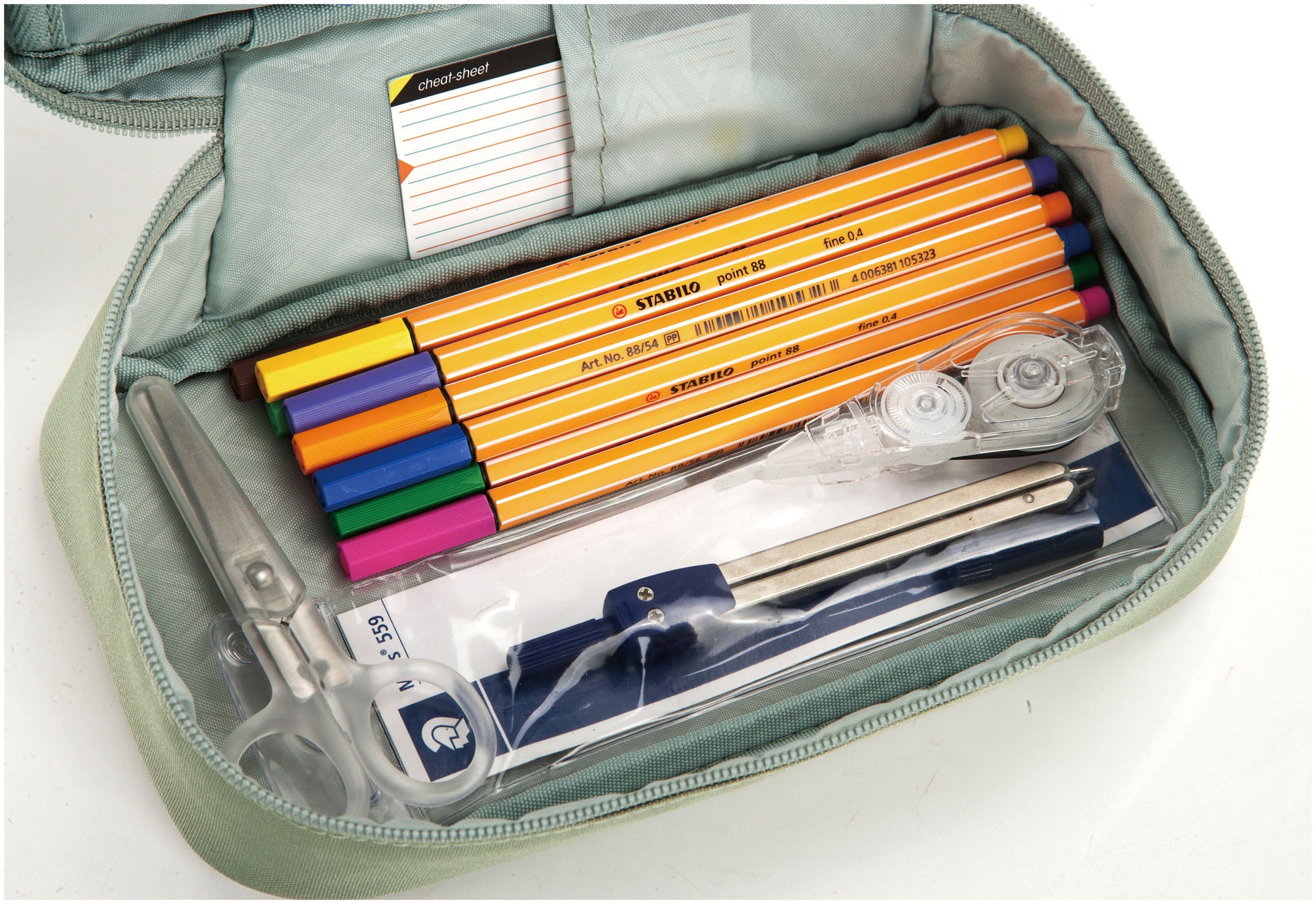 NITRO Federtasche »Pencil Case XL« Federmäppchen, Schlampermäppchen, Faulenzer Box, Stifte Etui
