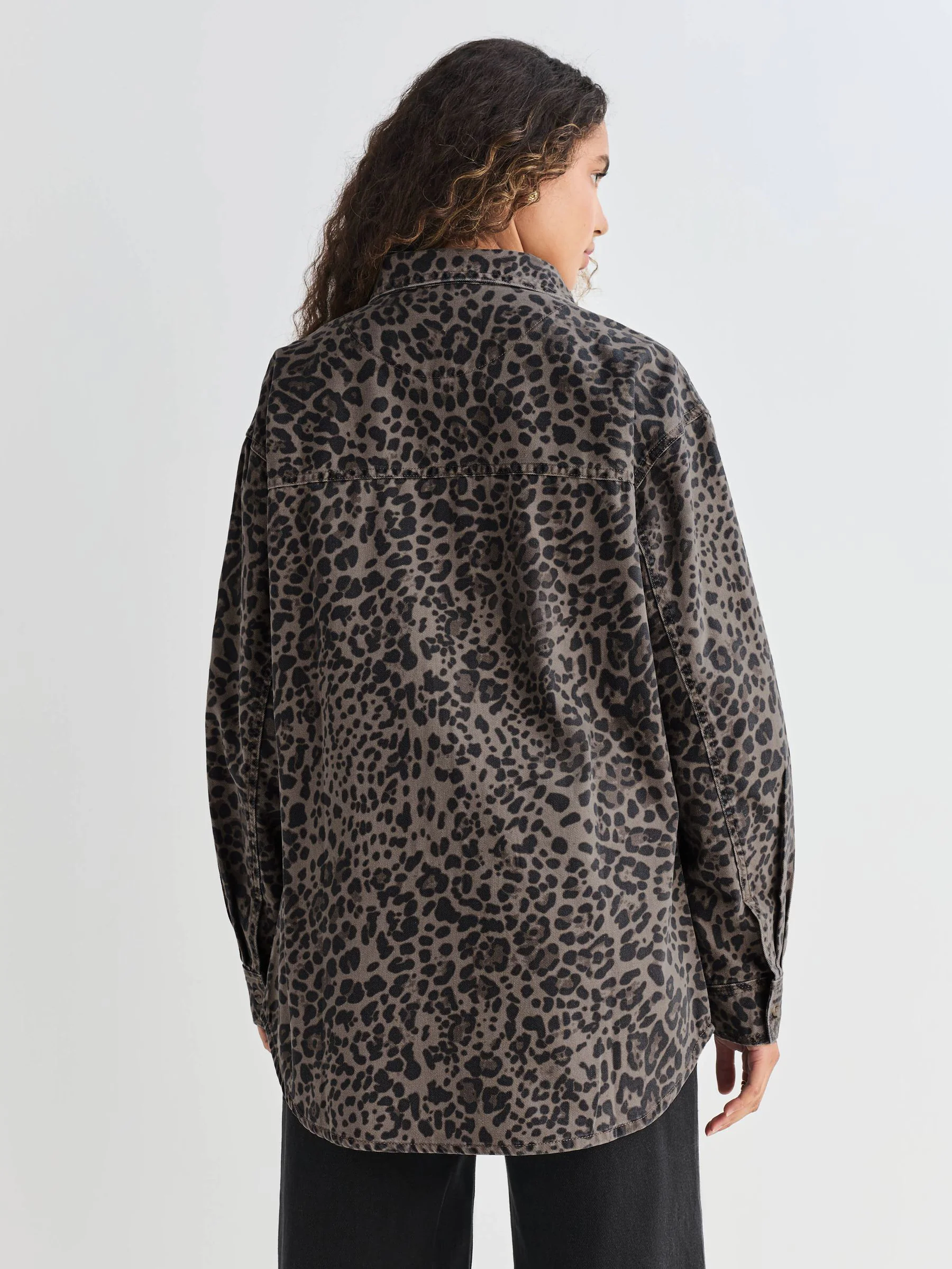 Luipaardprint - Oversized denim overhemd