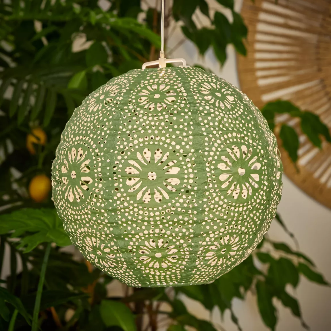 Suspension de jardin solaire (H23 cm) Lanterne ajourée Verte