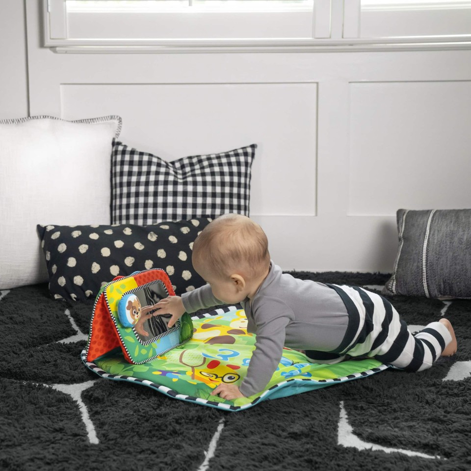 Baby Einstein - Discovery Garden™ aktivitetstæppe og gulvspejl