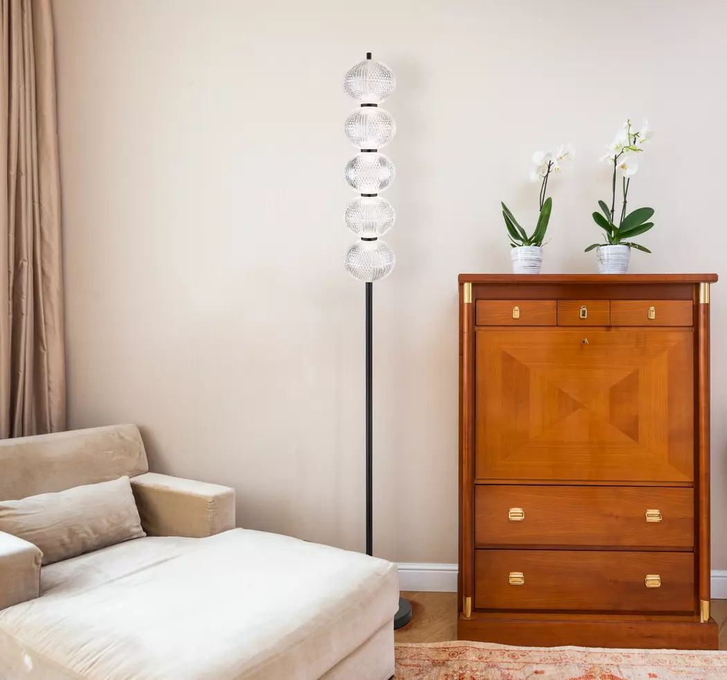 LED-Stehlampe Aida