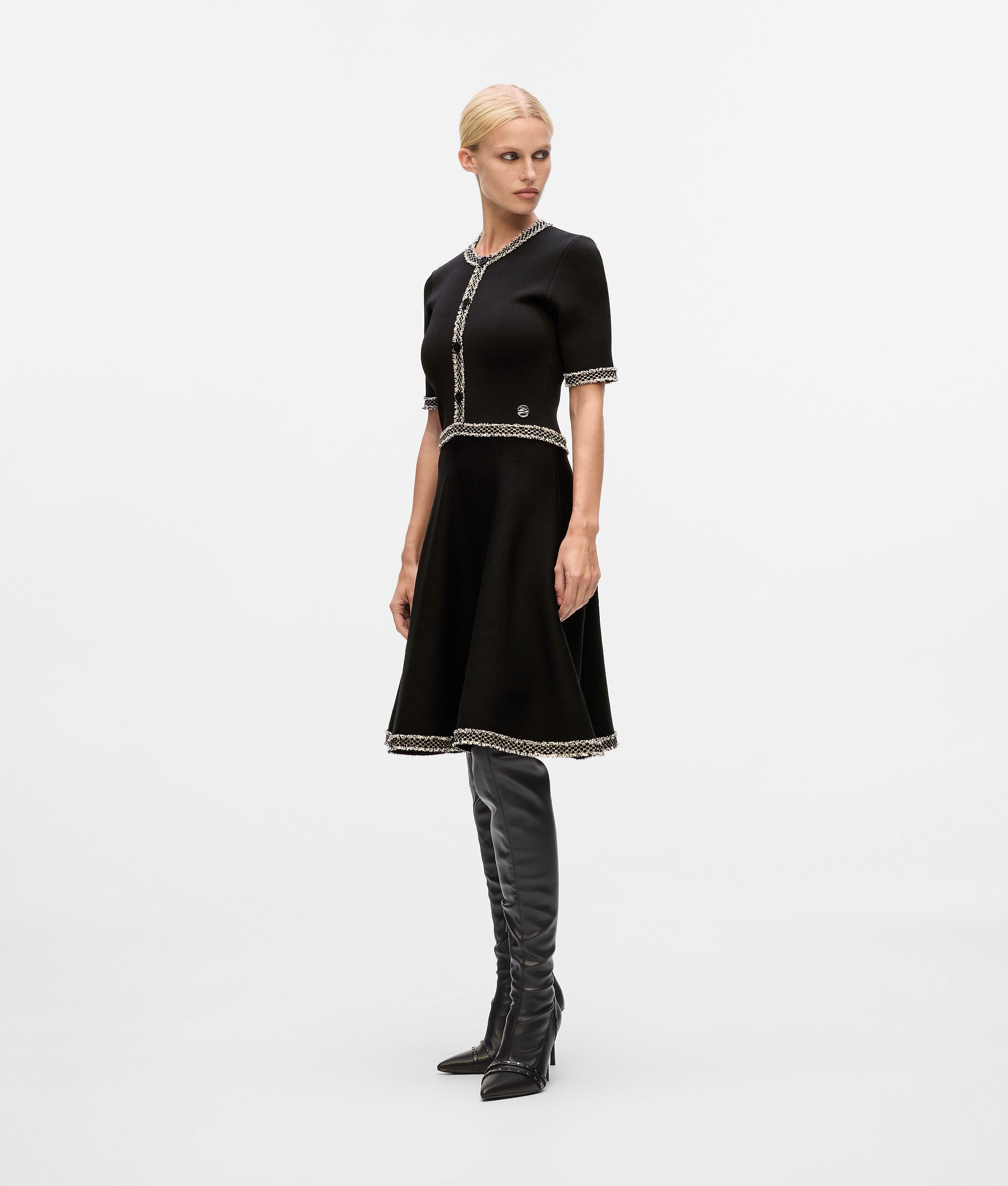 Gebreide jurk met bouclédetails