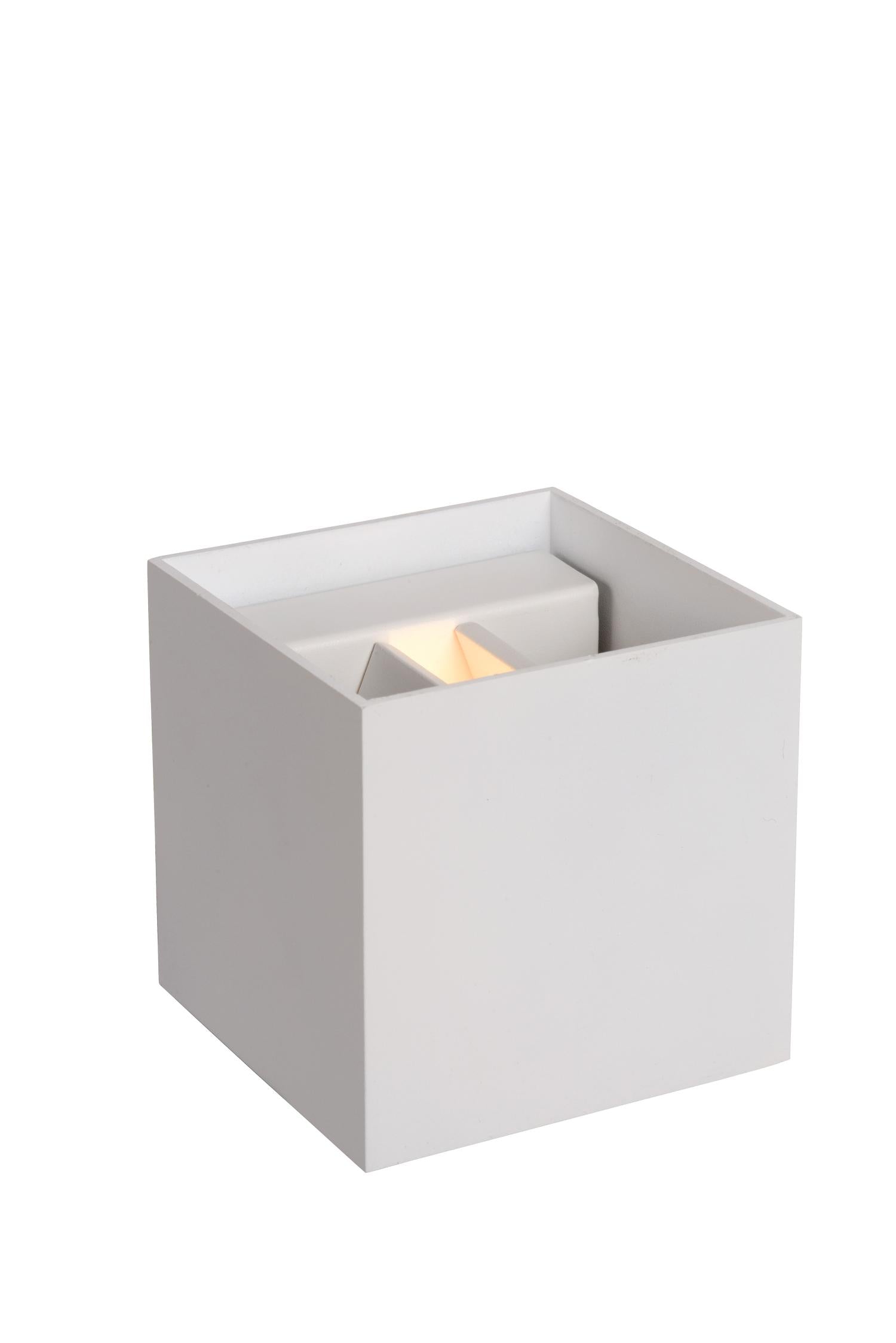 Xio wandlamp vierkant wit
