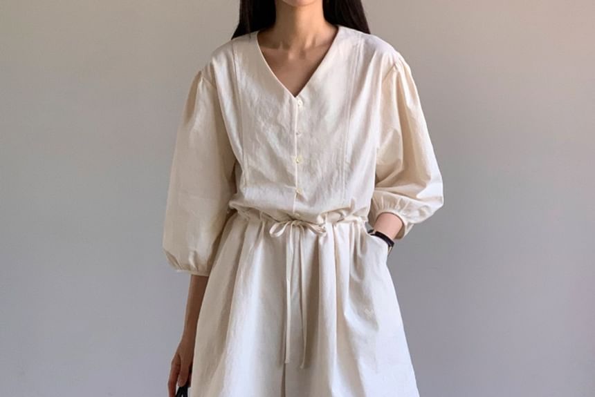 SeoulPop - 3/4-mouw V-hals effen playsuit