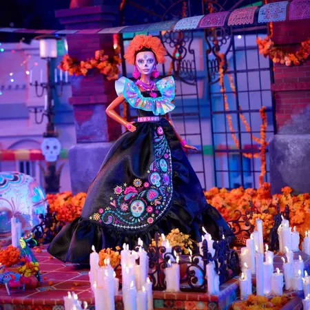 Barbie Signature Día De Muertos 2024 Sammelfigur-Puppe mit schwarzem Rüschenkleid