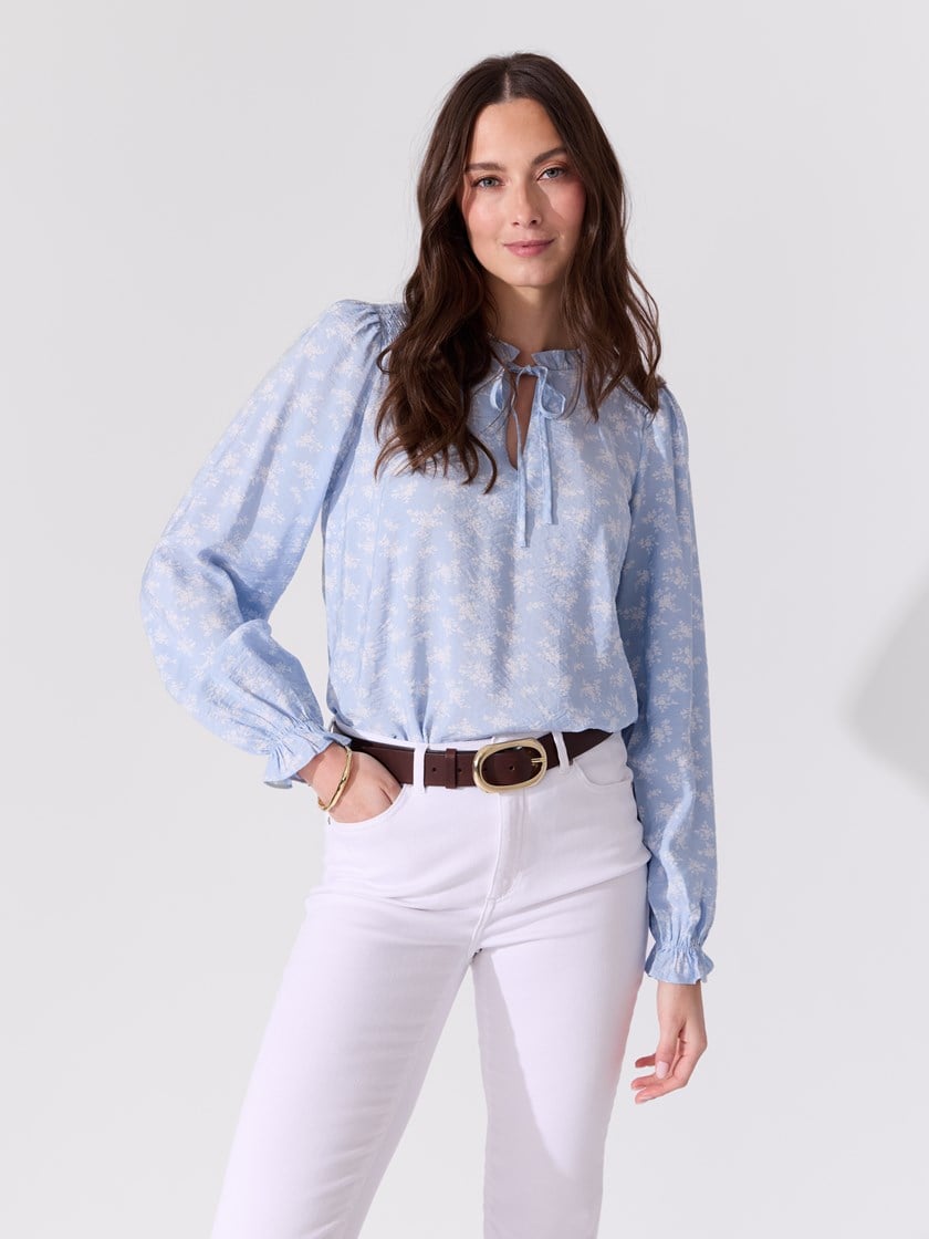 Lea bluse T24