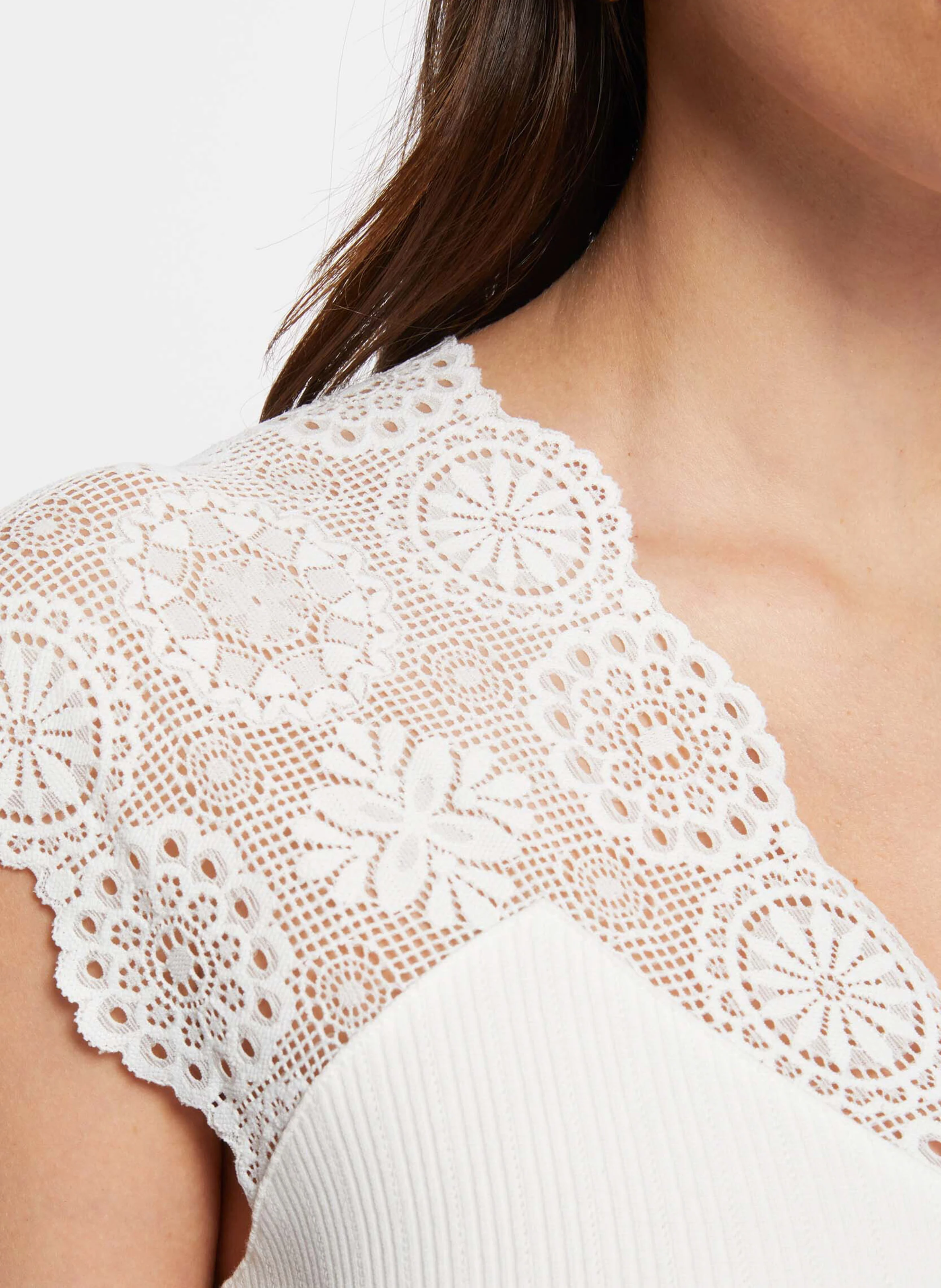 DELOR - Tee-shirt col V en coton mélangé | Blanc