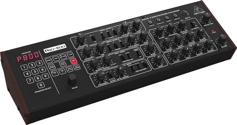Pro-800 - Synthesizer