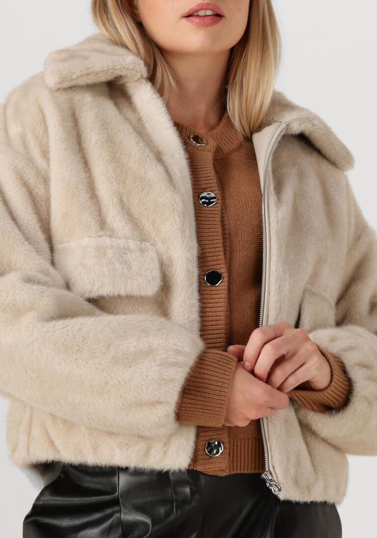 creme dante6 faux fur jas entity faux fur bomber jacket