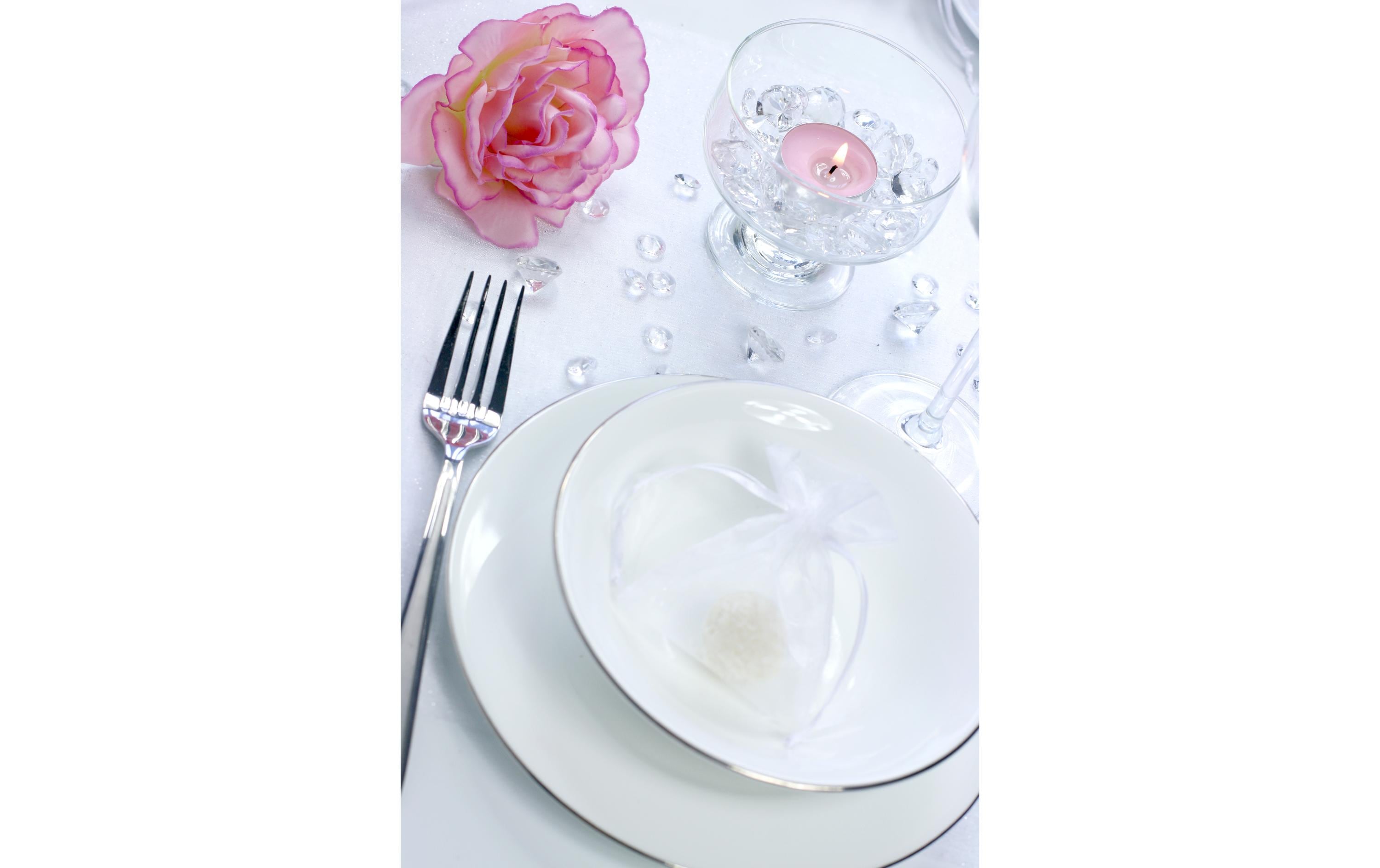 Streudeko Diamanten 2 cm, 10 Stück, TransparentStreudiamanten für den gedeckten Tisch an der Hochzeit und Festen wie Geburtstagspartys, Babyshower, Weihnachten oder Silvester