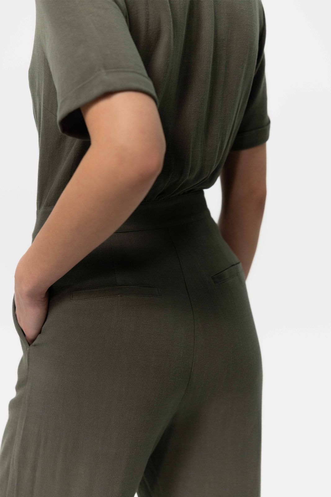 Donkergroene linnen straight leg jumpsuit