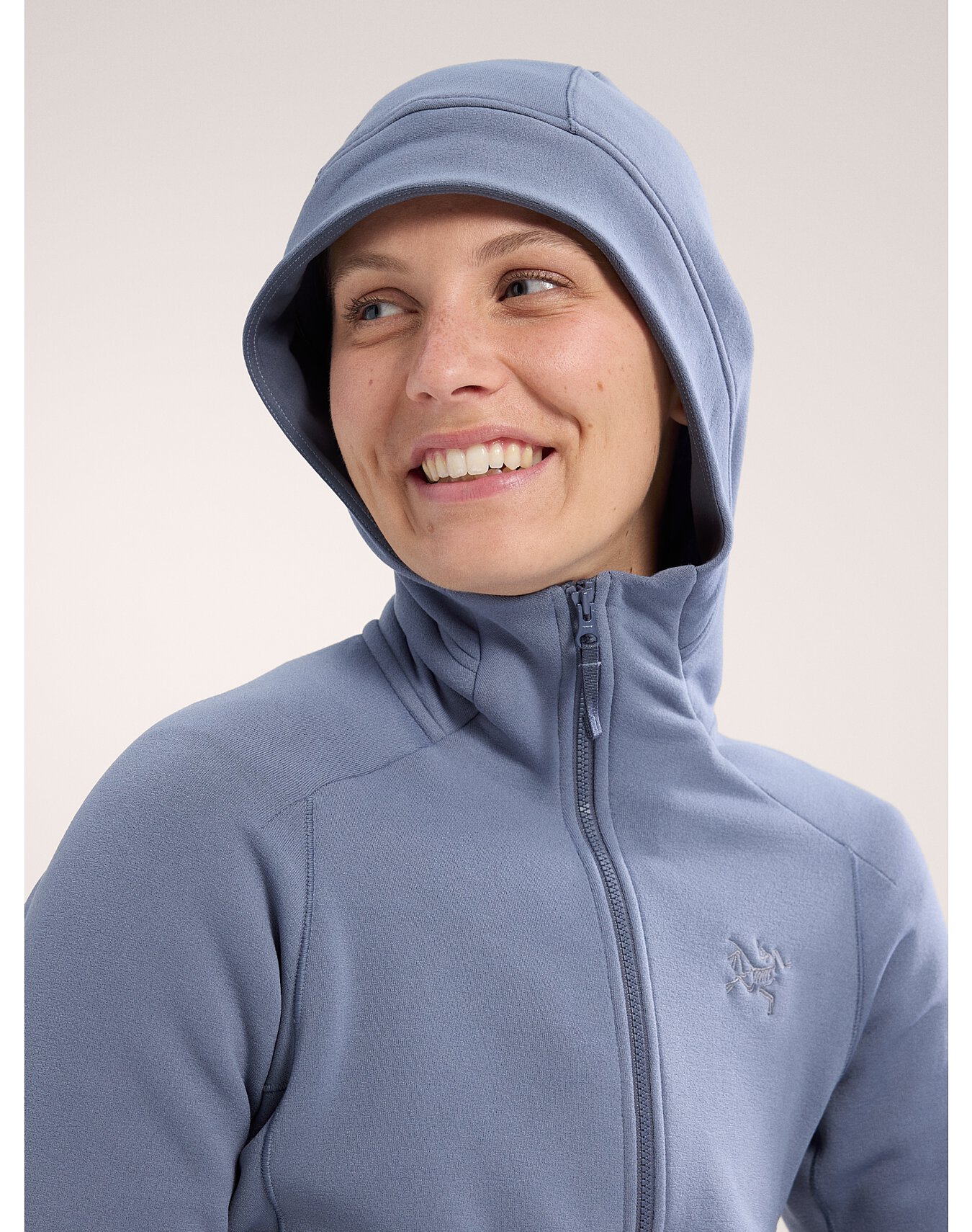 Kyanite Hoody Dame Stratus