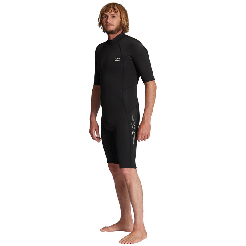 SHORTY BILLABONG ABSOLUTE 2/2 BACKZIP MANCHES COURTES NOIR